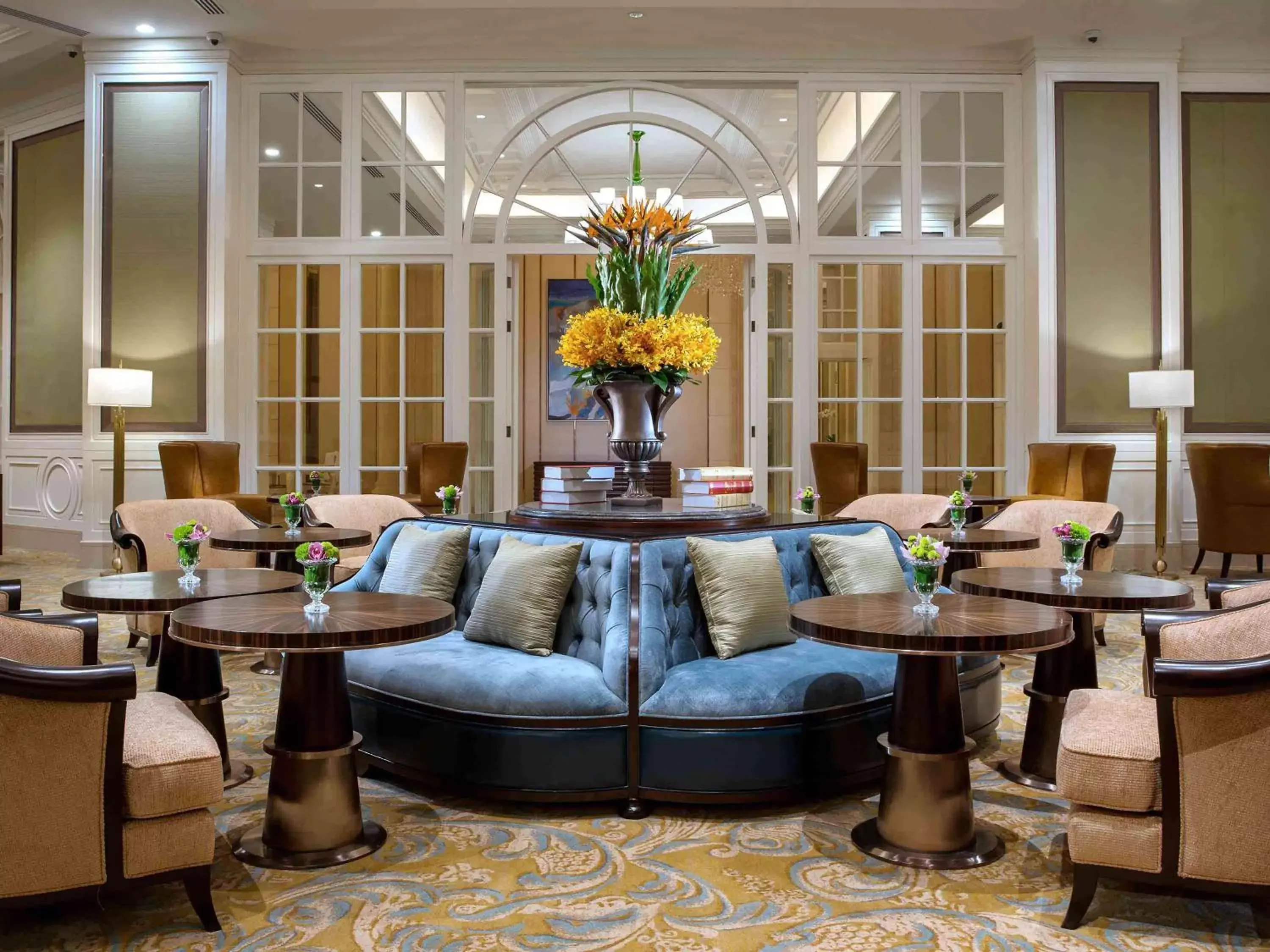 Lounge or bar in Sofitel Shanghai Hongqiao Lounge or bar in Sofitel Shanghai Hongqiao