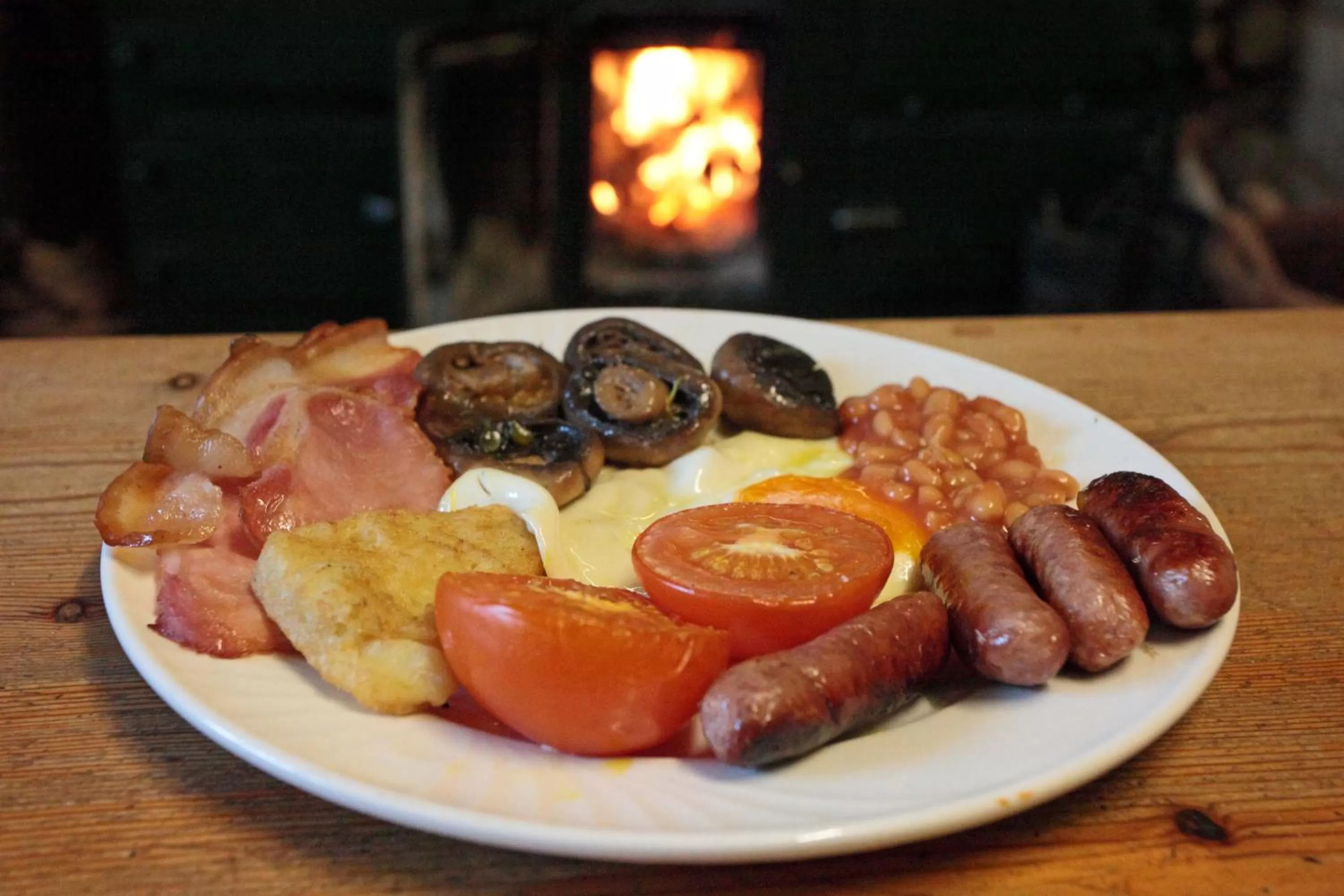 Breakfast in Lovaton Farmhouse