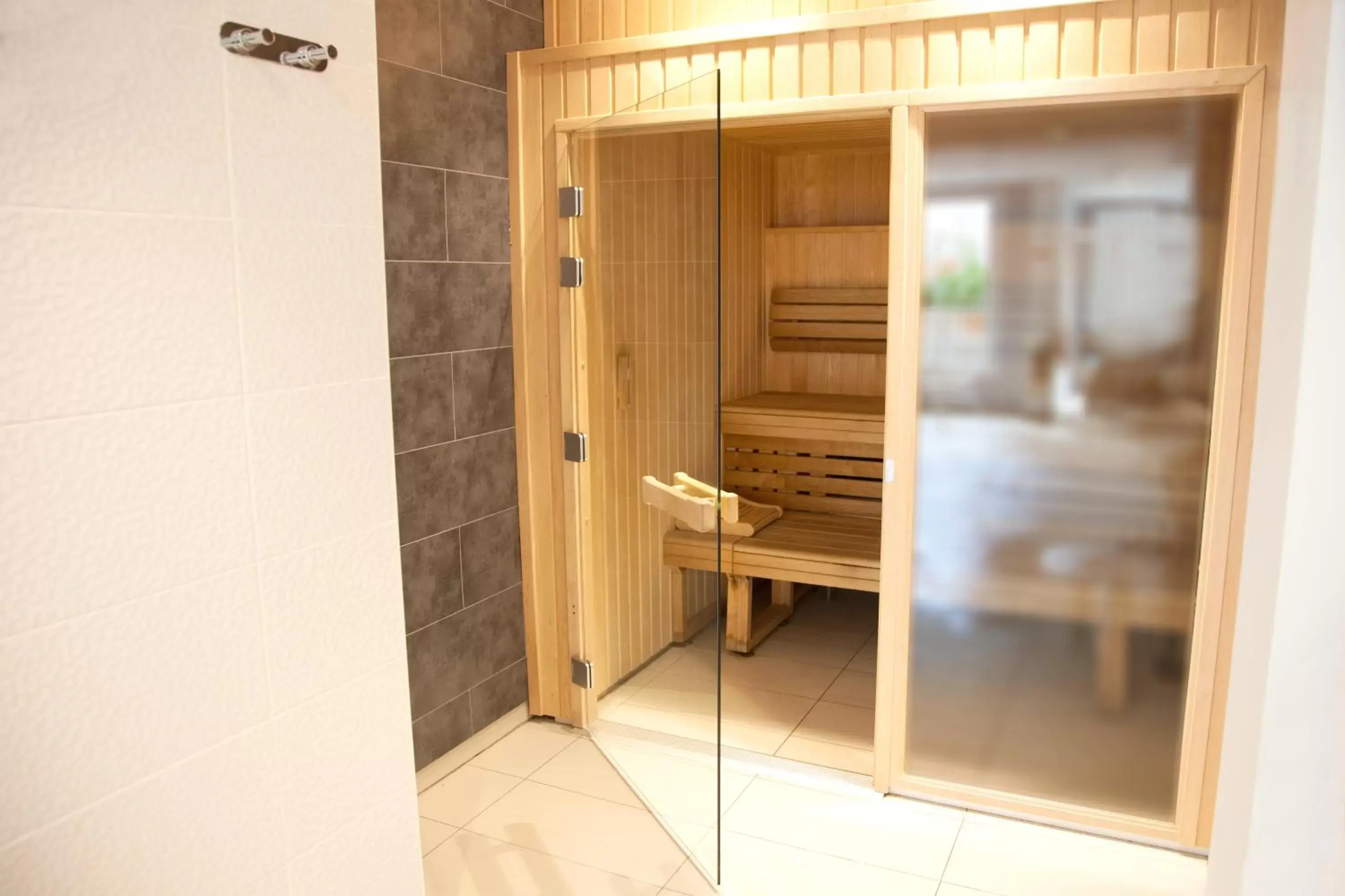 Sauna in Best Western Hôtel Garden and Spa