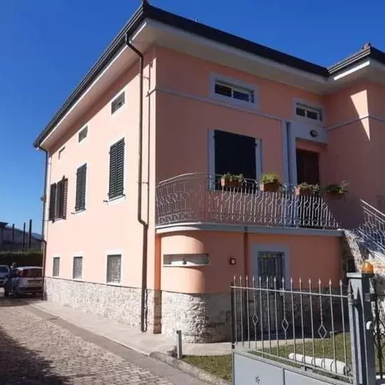 Property Building in BnB Villa Melany vicino Centro