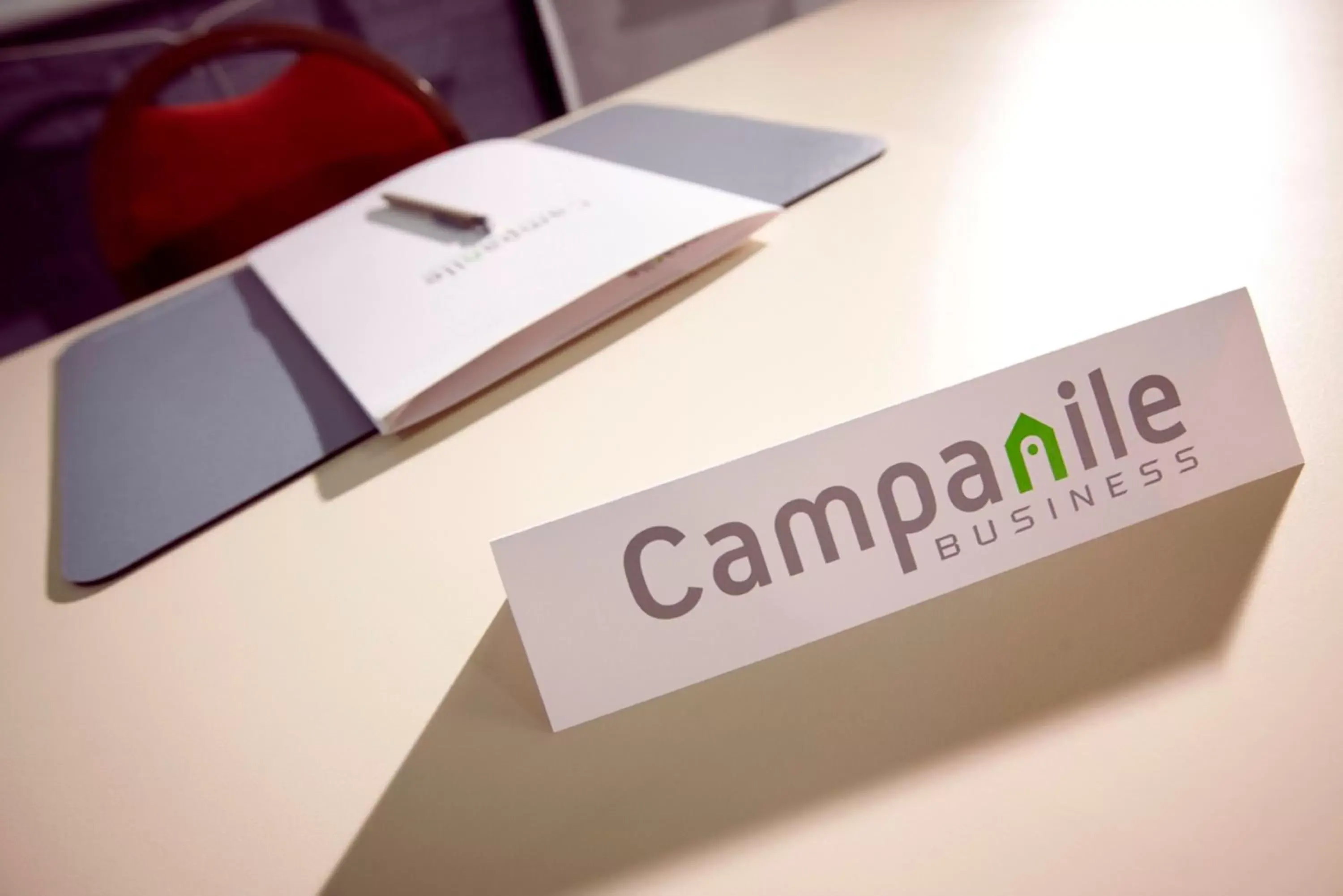 Business facilities in Campanile Lens