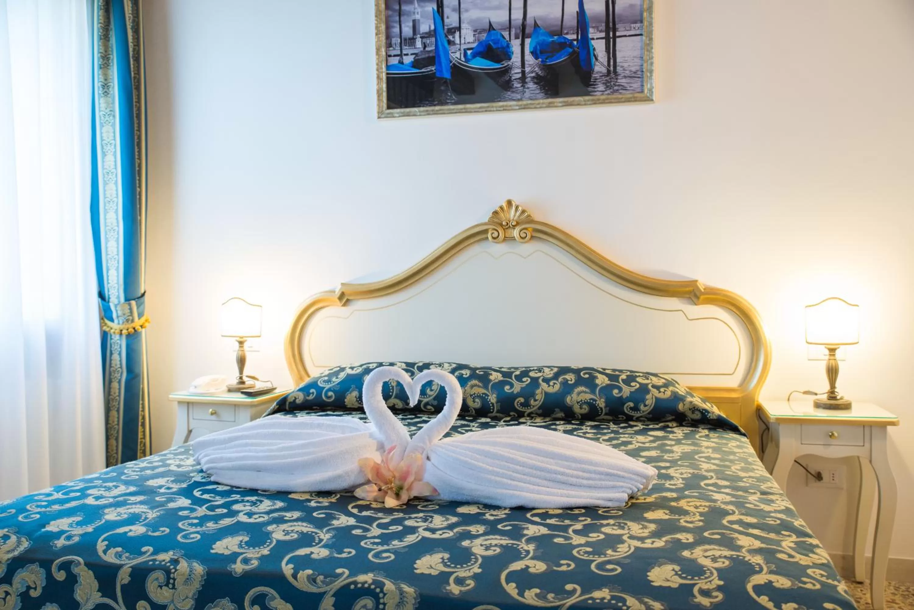 Decorative detail, Bed in Al Mascaron Ridente