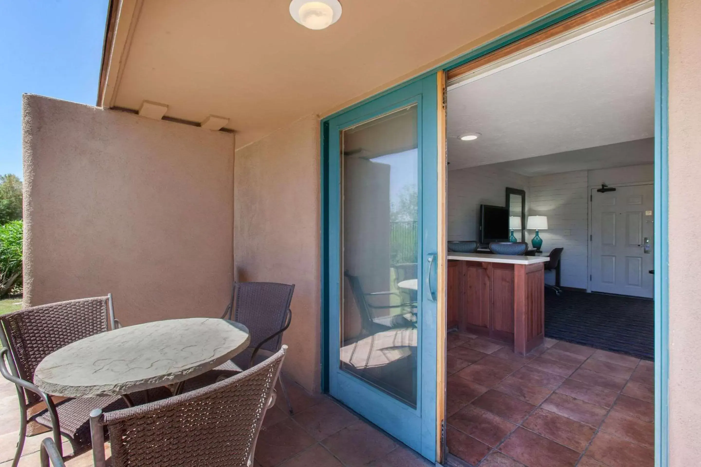 Photo of the whole room, Bathroom in La Posada Lodge & Casitas, Ascend Hotel Collection