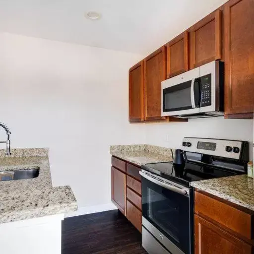 Kitchen or kitchenette, Kitchen/Kitchenette in Mint House at The Divine Lorraine Hotel - Philadelphia