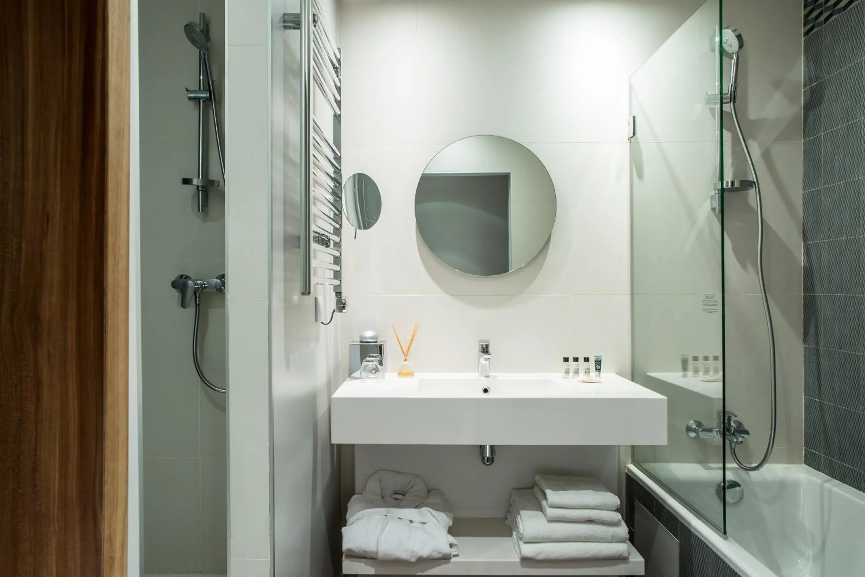 Bathroom in Hotel Atrium