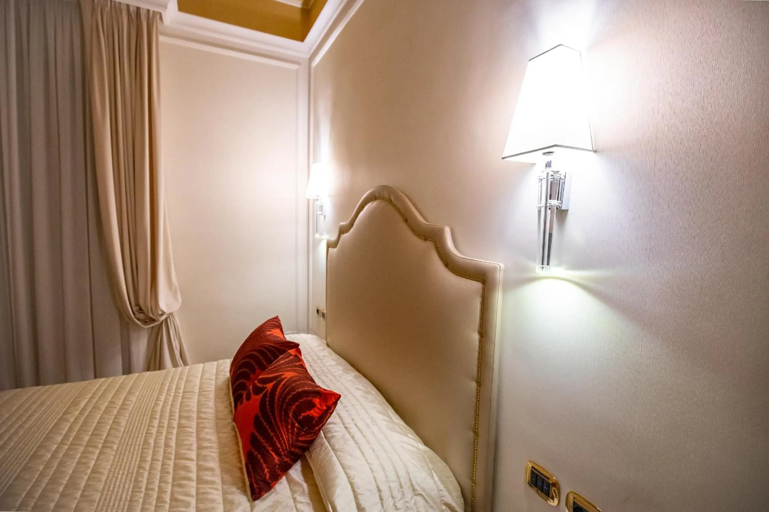 Bedroom, Bed in Boutique Hotel Puccini