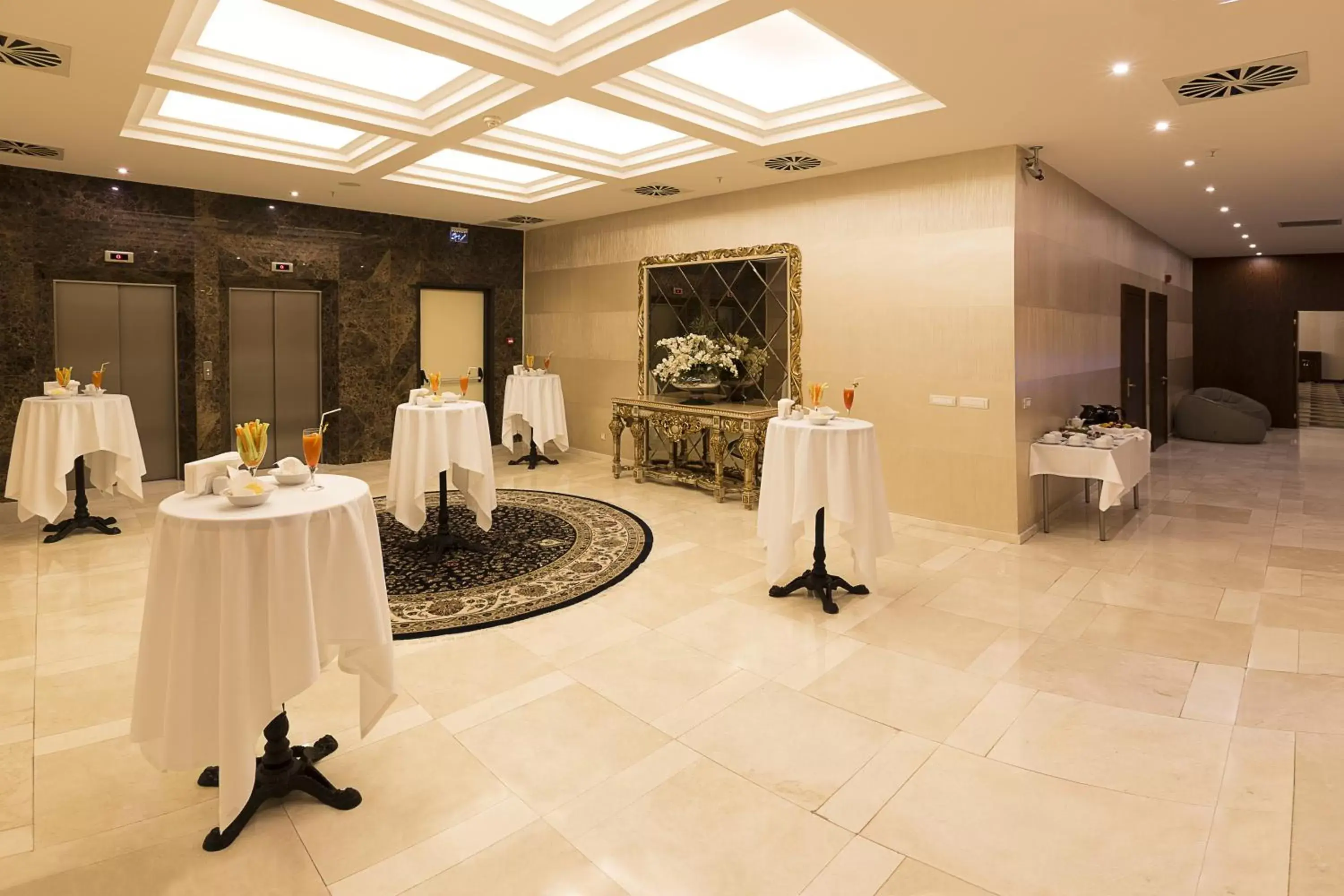 Meeting/conference room, Banquet Facilities in Ramada Plaza by Wyndham Istanbul Atakoy