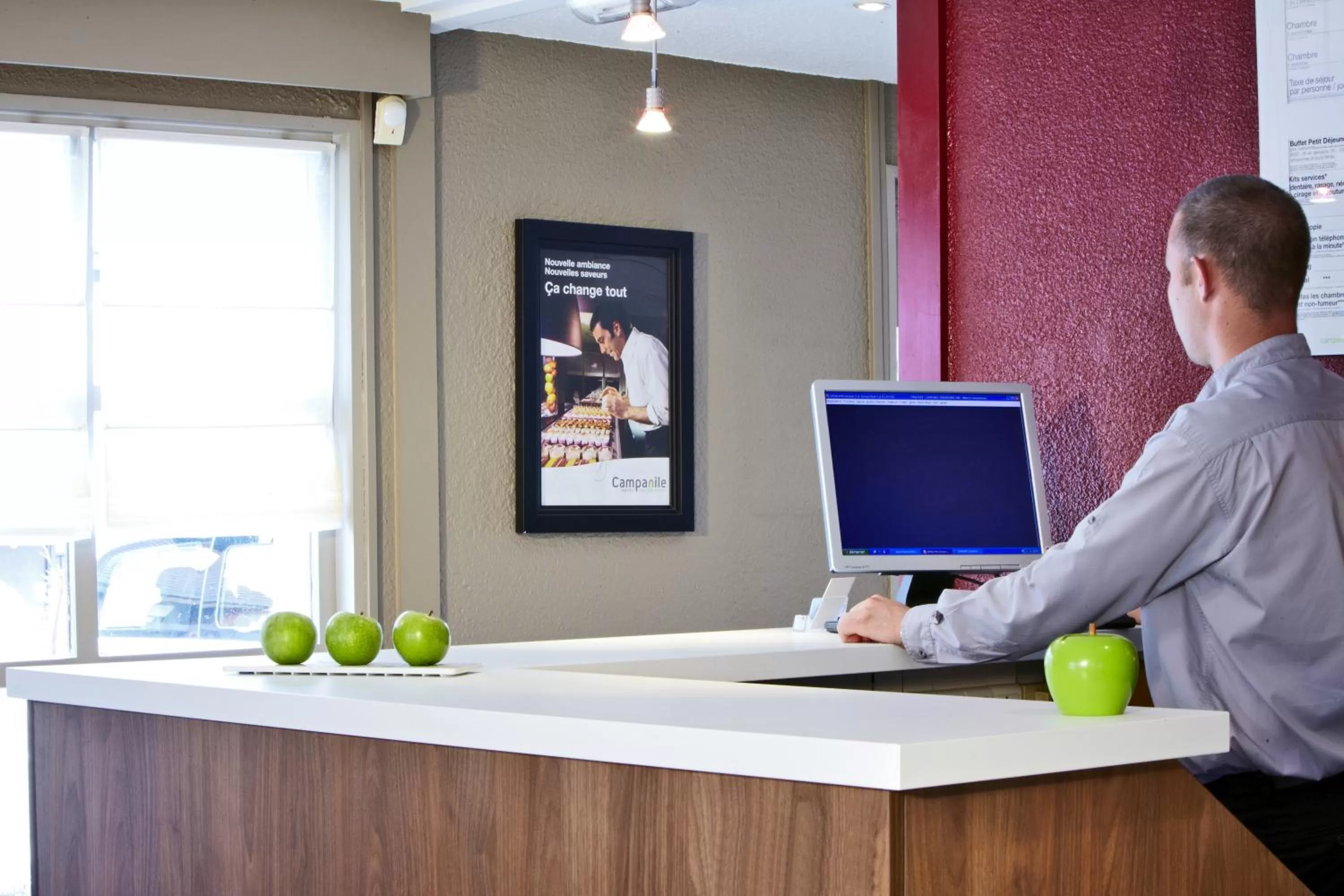 Lobby or reception in Campanile Strasbourg - Illkirch Geispolsheim