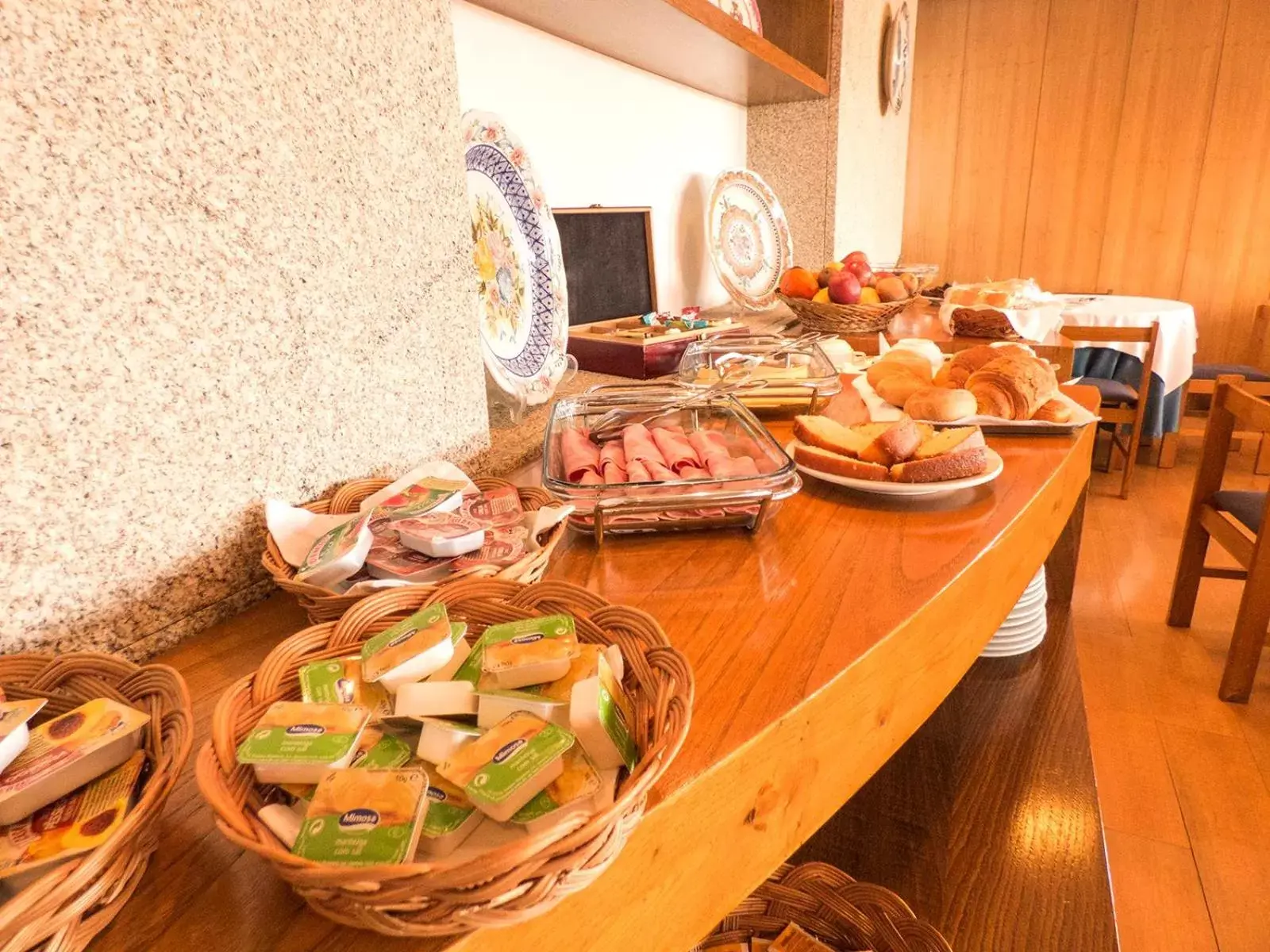 Buffet breakfast in Hotel Nordeste Shalom