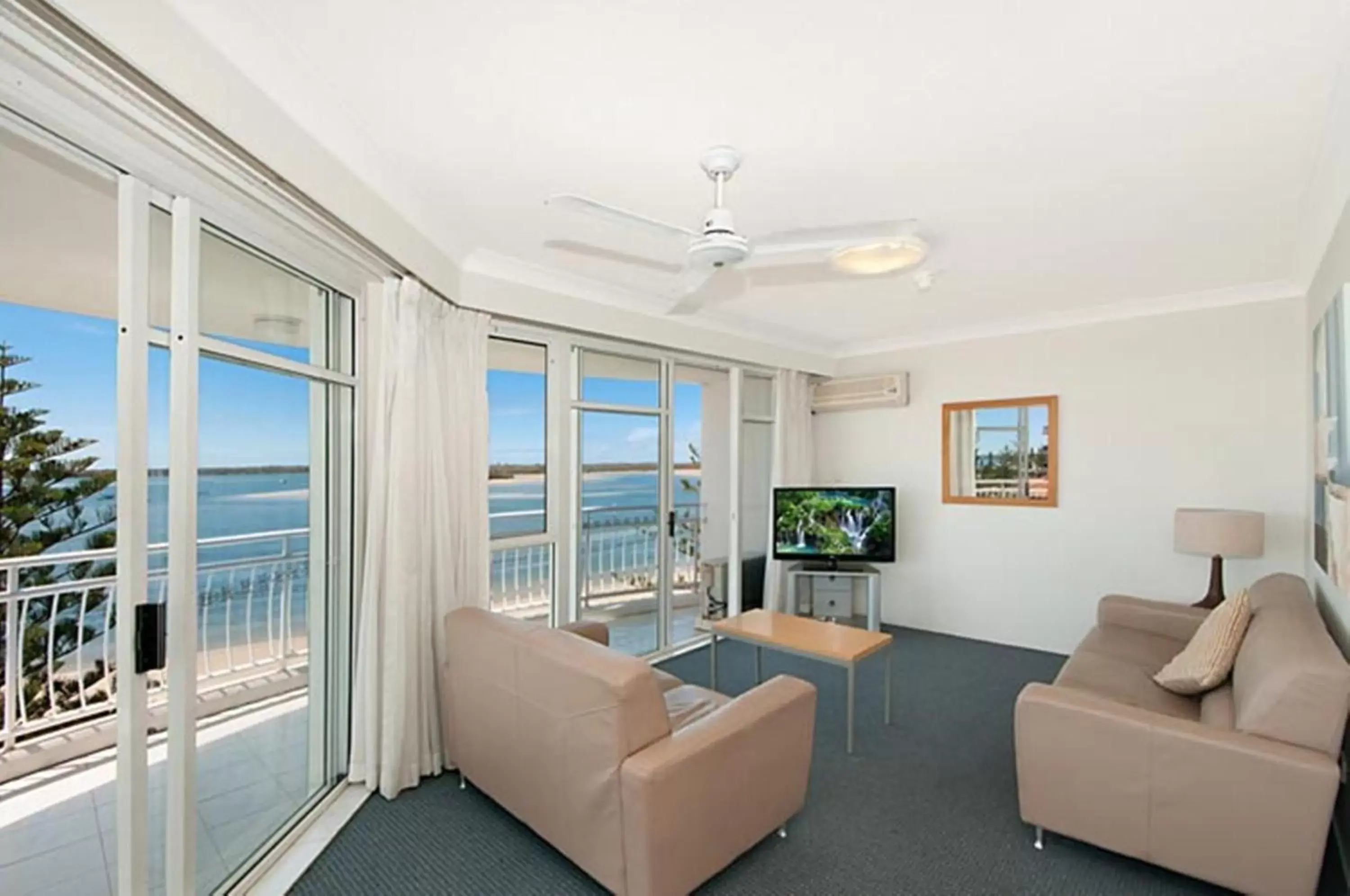 Living room, Sea View in The Atrium Resort