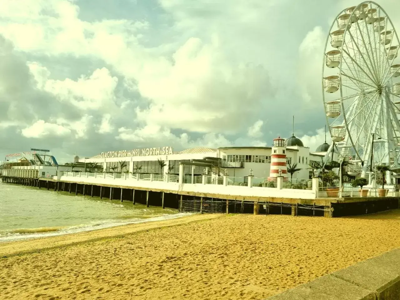 Beach in OYO Pier Hotel