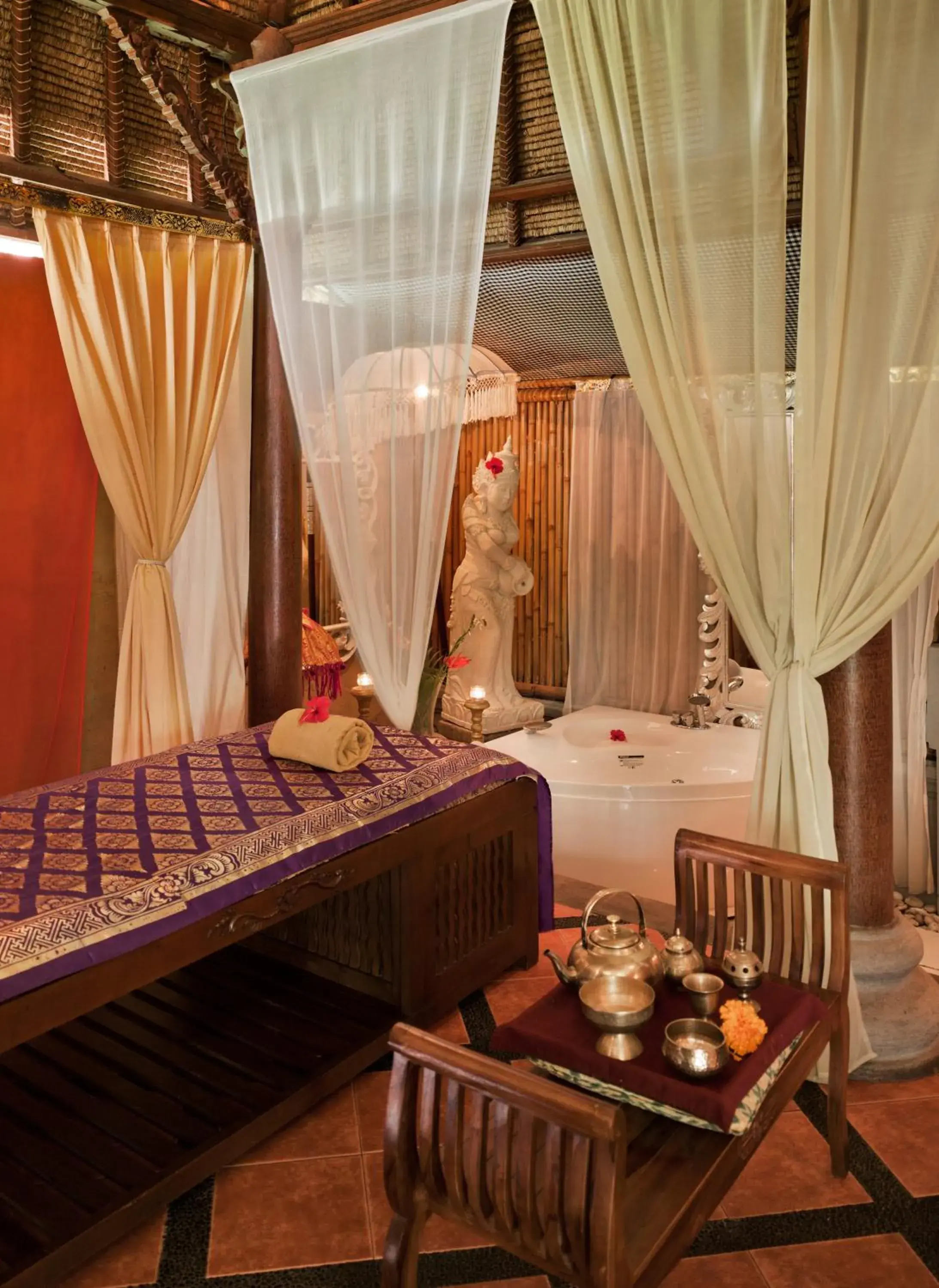 Spa and wellness centre/facilities, Bed in The Mansion Resort Hotel & Spa Spa and wellness centre/facilities, Bed in The Mansion Resort Hotel & Spa