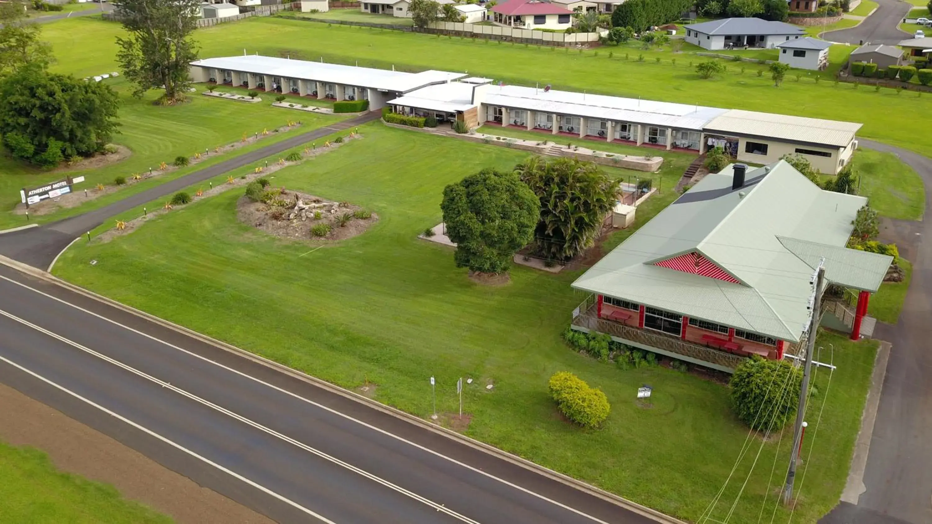 View (from property/room), Bird's-eye View in Atherton Motel