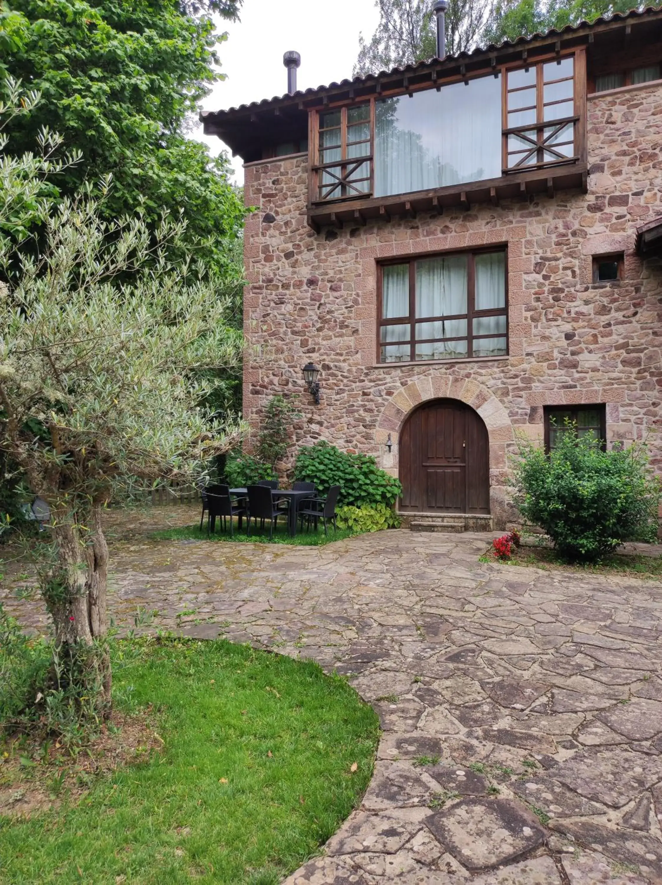 Facade/entrance, Property Building in Viviendas Rurales El Covaju