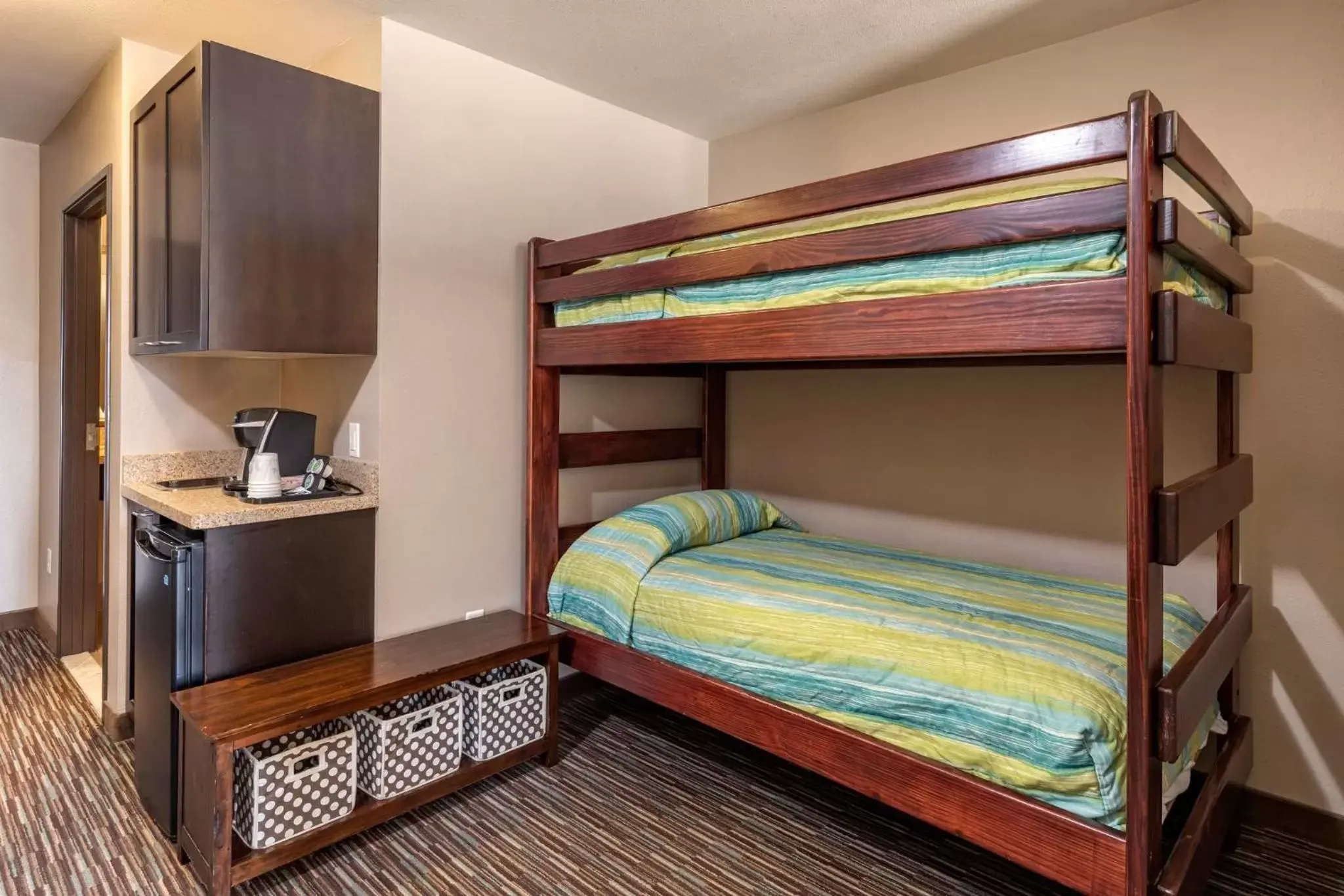 Photo of the whole room, Bunk Bed in Holiday Inn Express Indio, an IHG Hotel