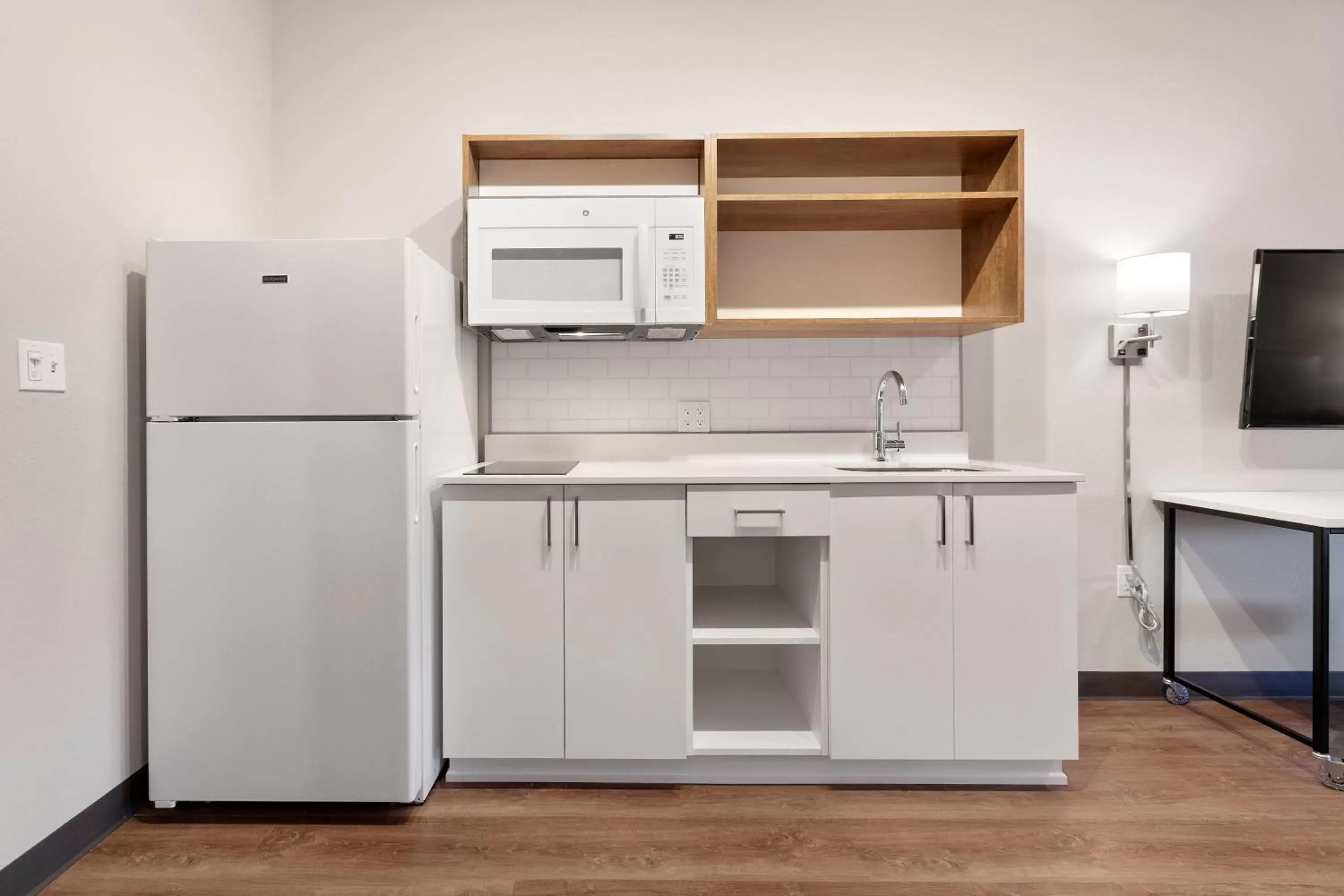 Kitchen or kitchenette, Kitchen/Kitchenette in Extended Stay America Suites - Atlanta - McDonough