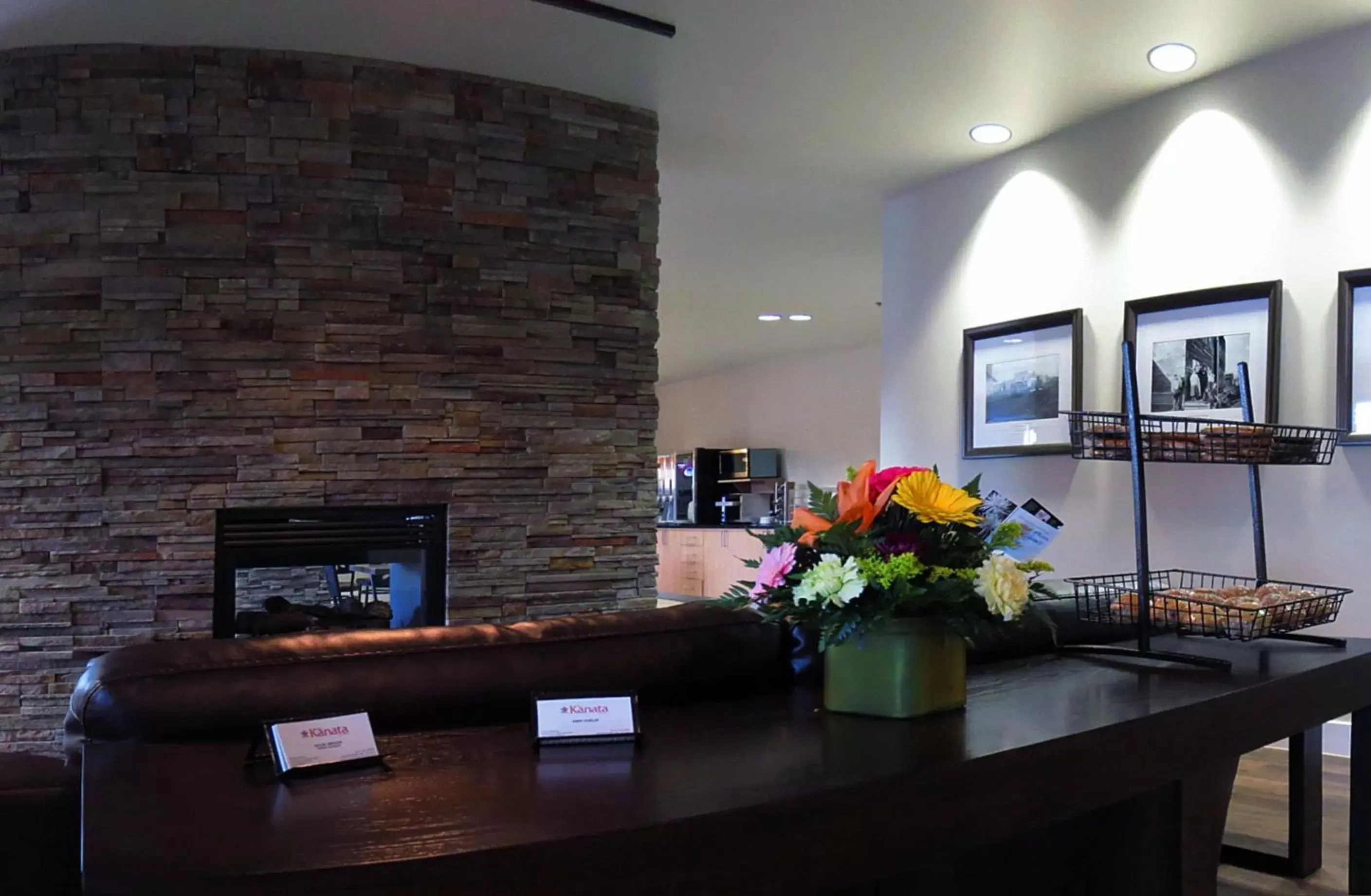 Lobby or reception, Lobby/Reception in Kanata Whitecourt