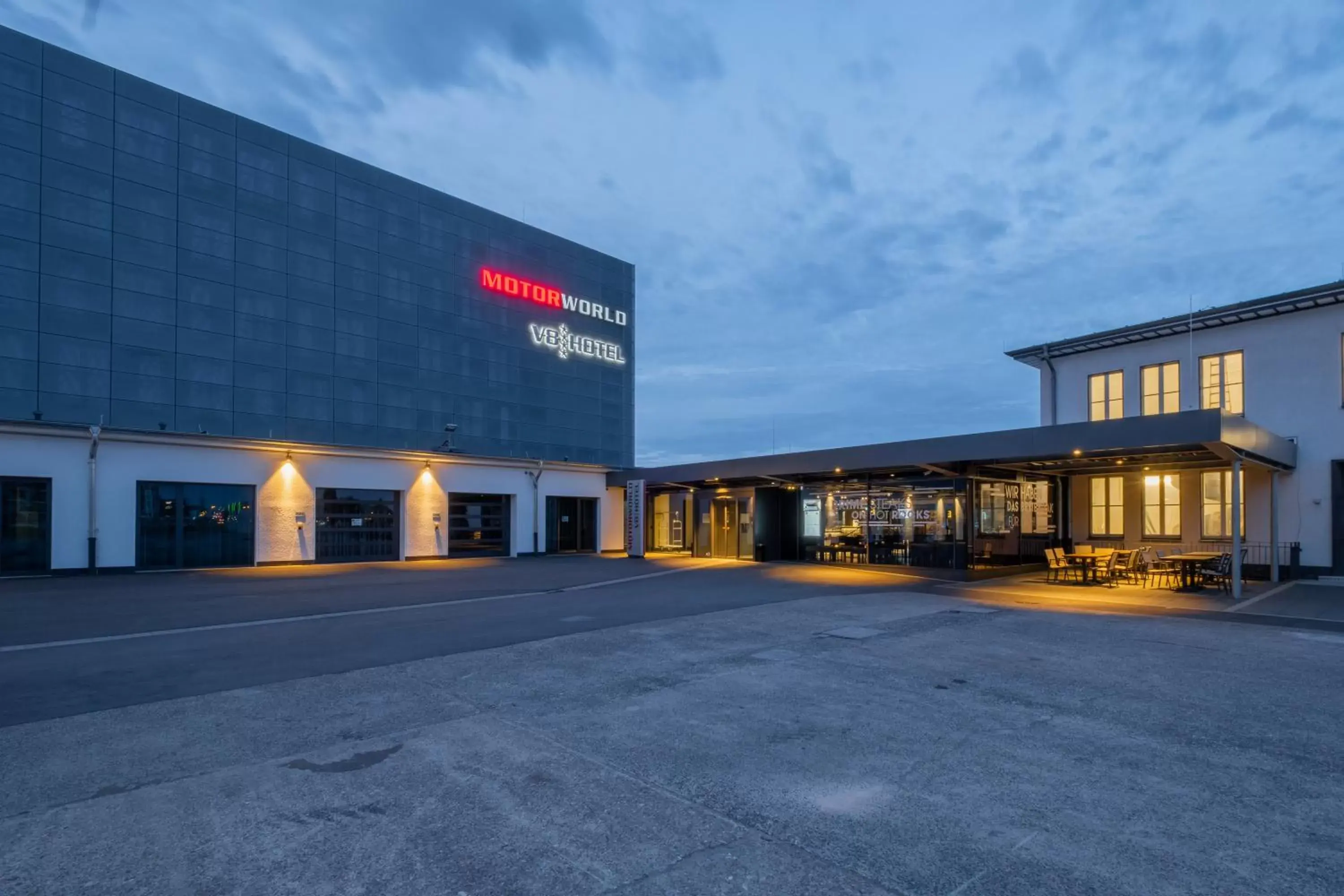 Property building in V8 Hotel Köln at MOTORWORLD Property building in V8 Hotel Köln at MOTORWORLD