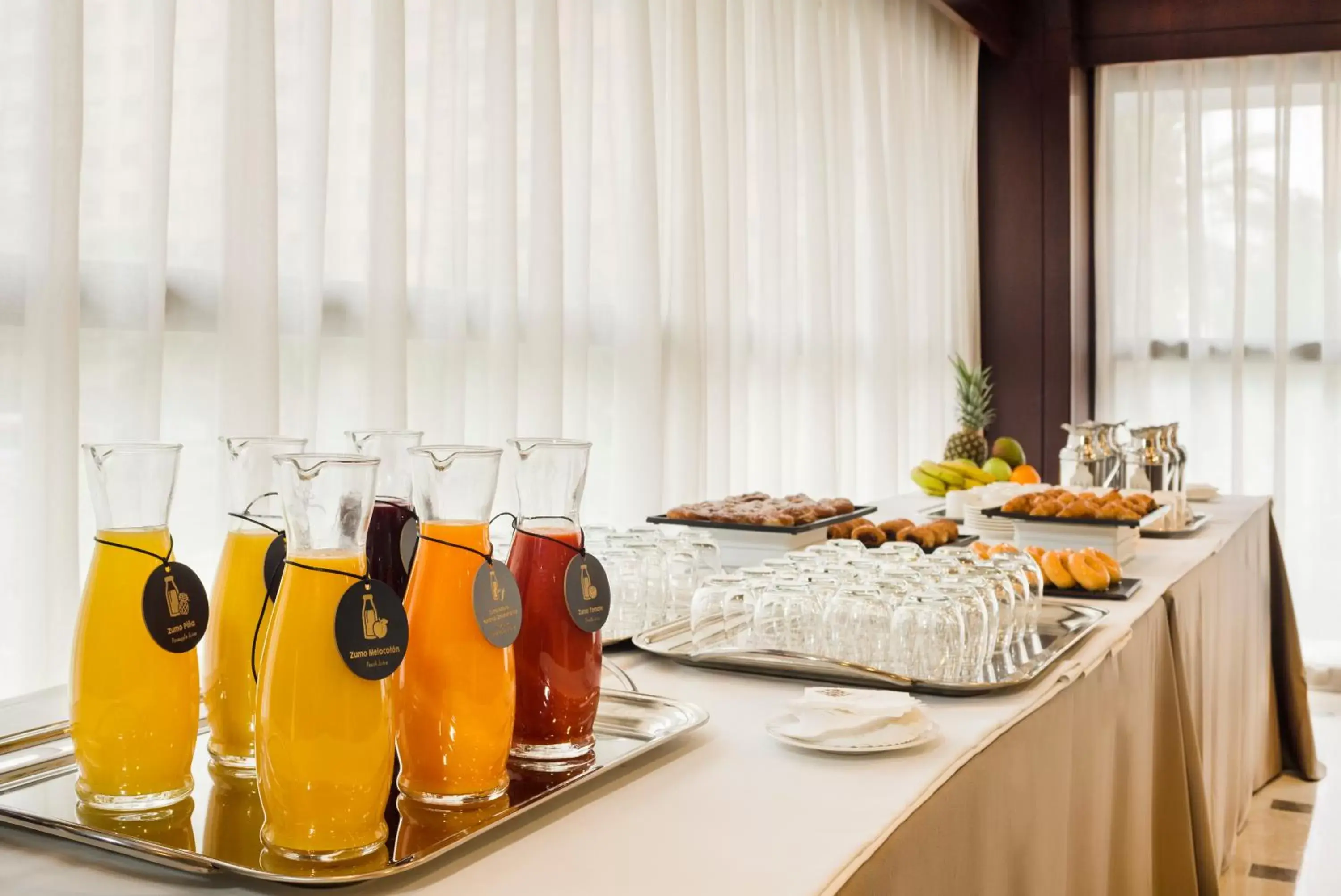 Buffet breakfast in Hotel Valencia Center