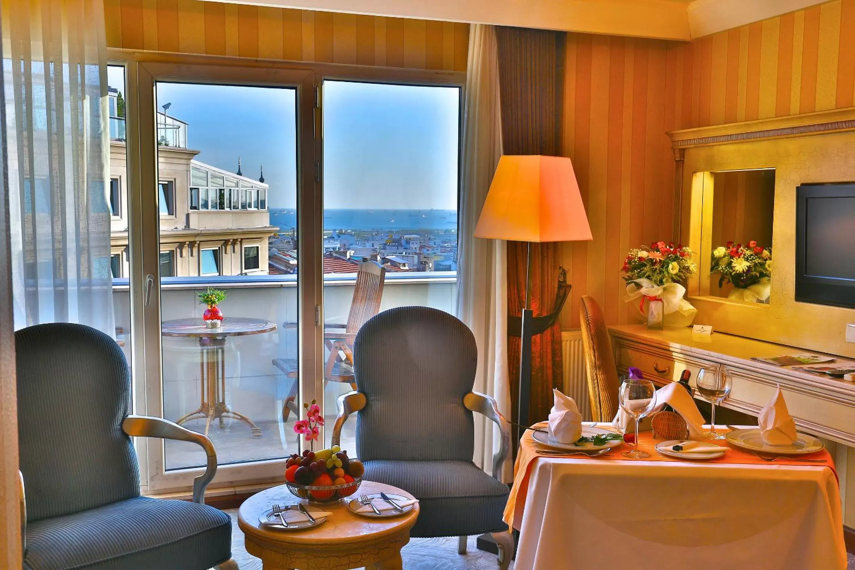 Junior Suite with Sea View in Mosaic Hotel Old City -Special Category