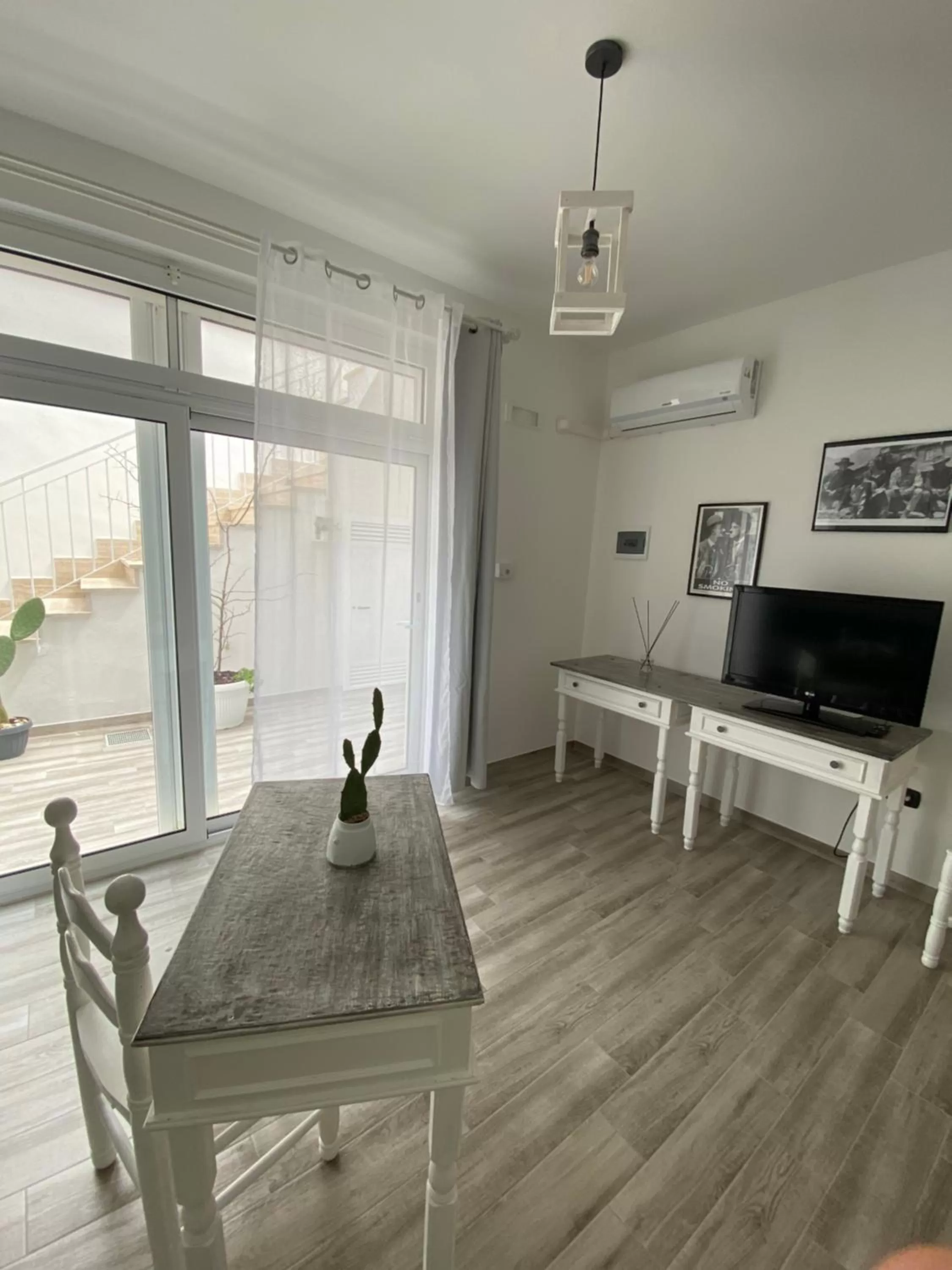 Photo of the whole room, Dining Area in La casa di Nina