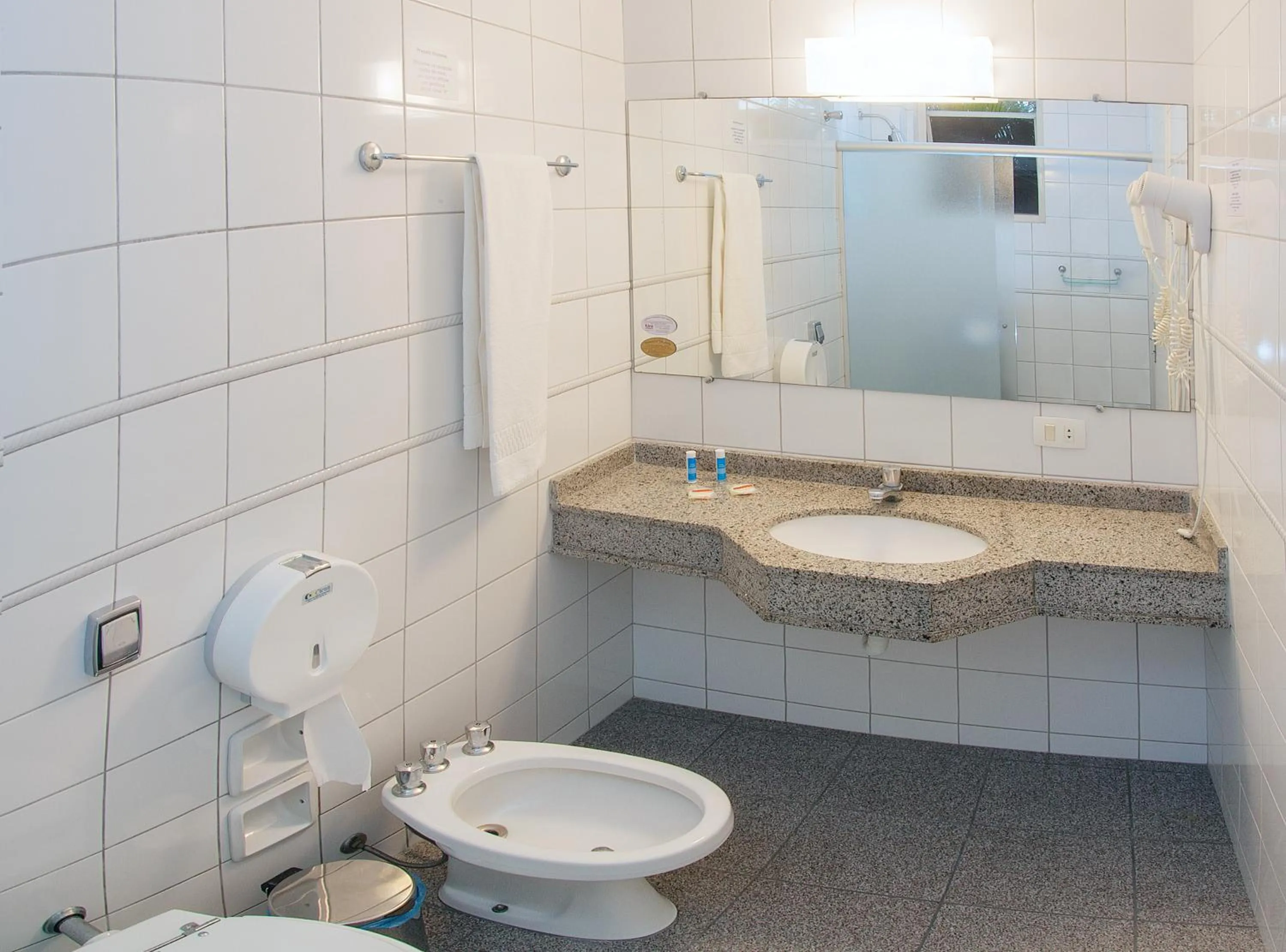 Toilet in Lira Hotel