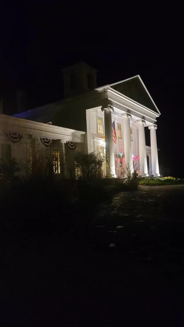 Property Building in House of 1833 Bed and Breakfast