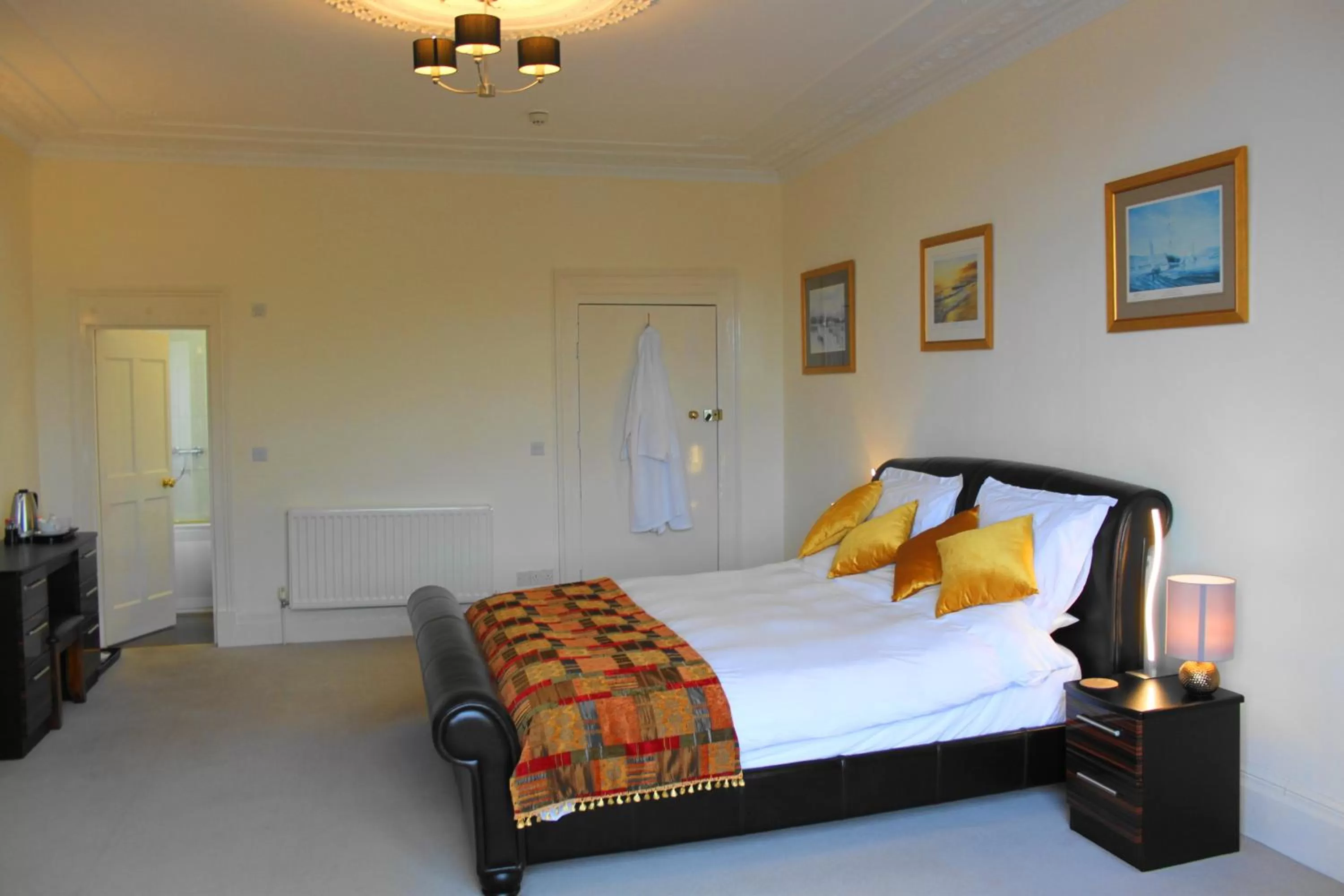 Bedroom, Bed in The Olive Branch