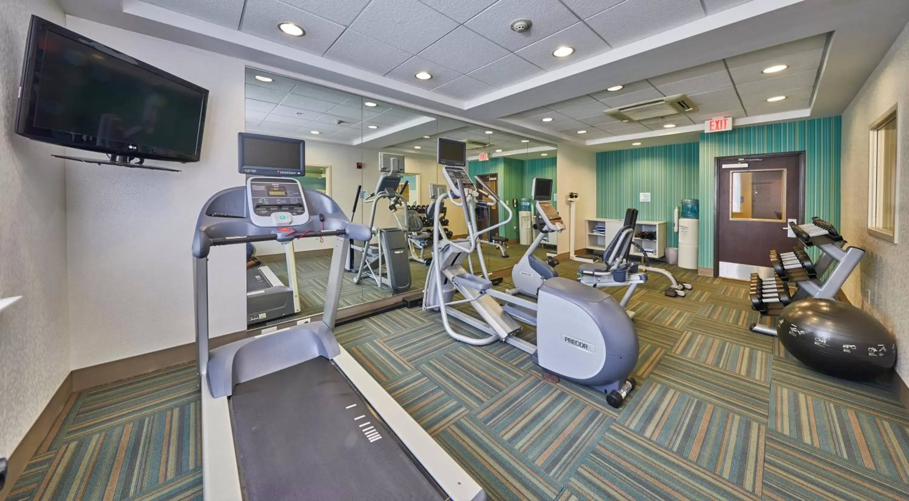 Fitness centre/facilities, Fitness Center/Facilities in Holiday Inn Express Hotel & Suites Medford-Central Point, an IHG Hotel