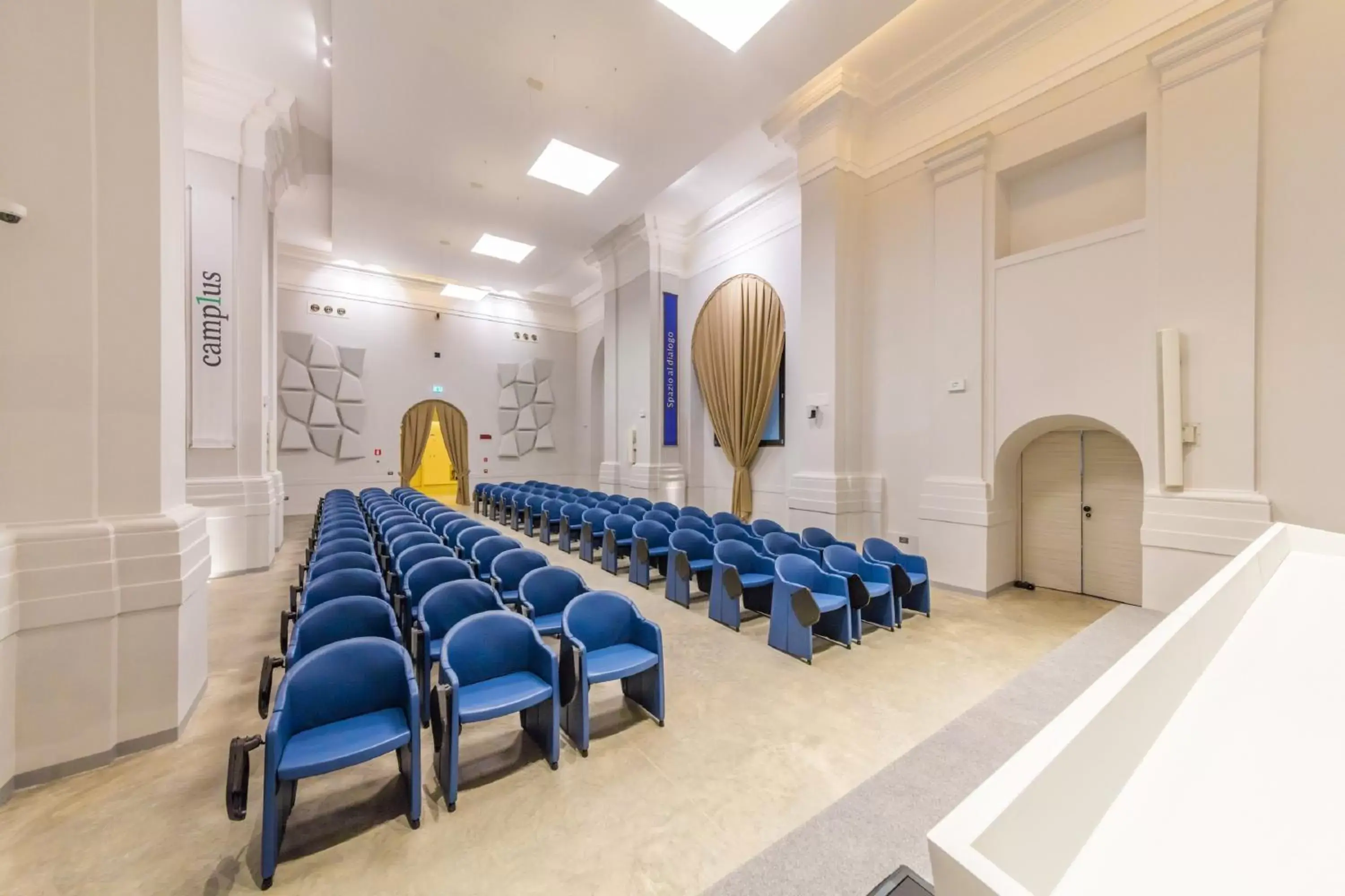 Meeting/conference room, Business Area/Conference Room in Camplus Guest Palermo