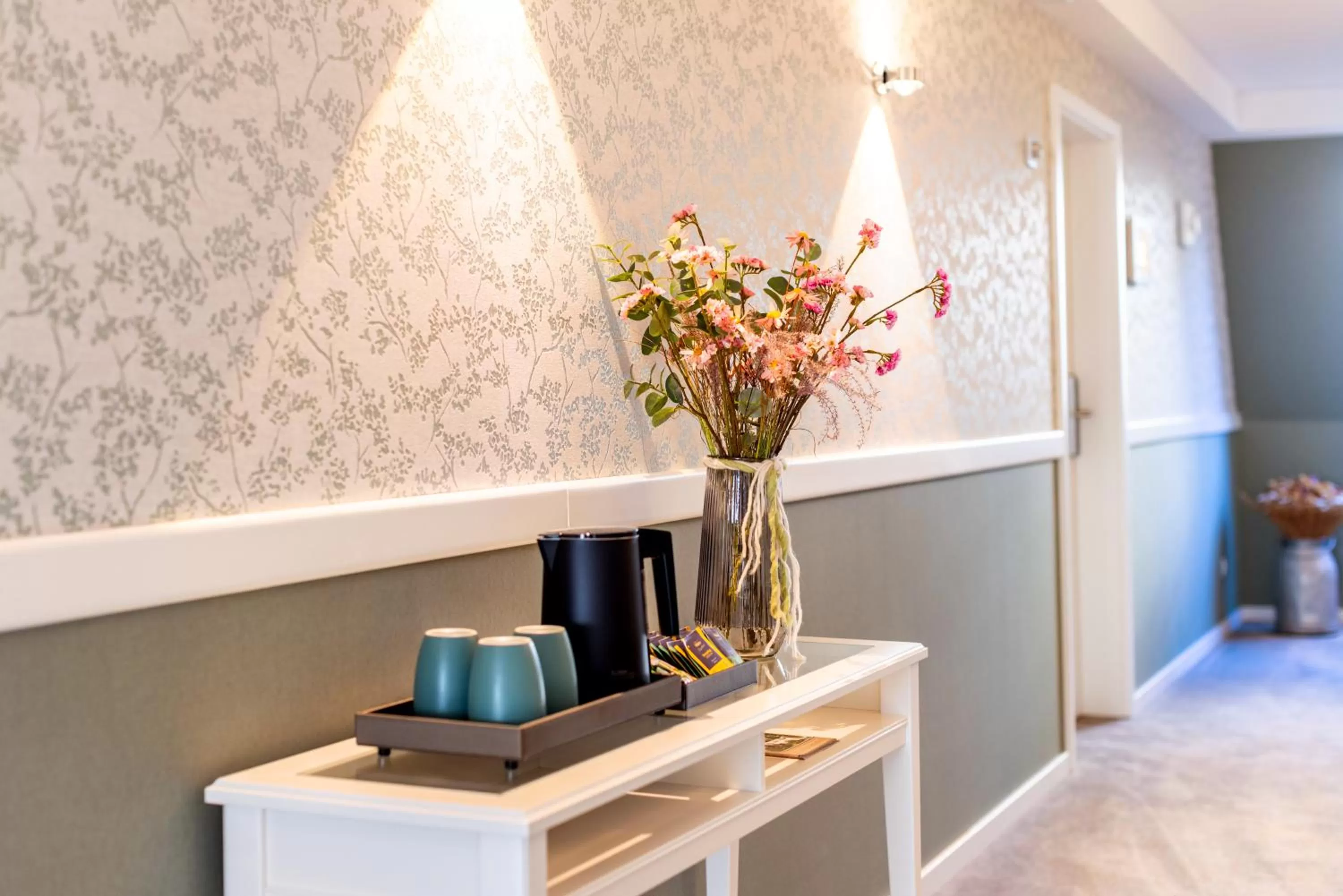 Coffee/tea facilities in Parkhotel Güldene Berge