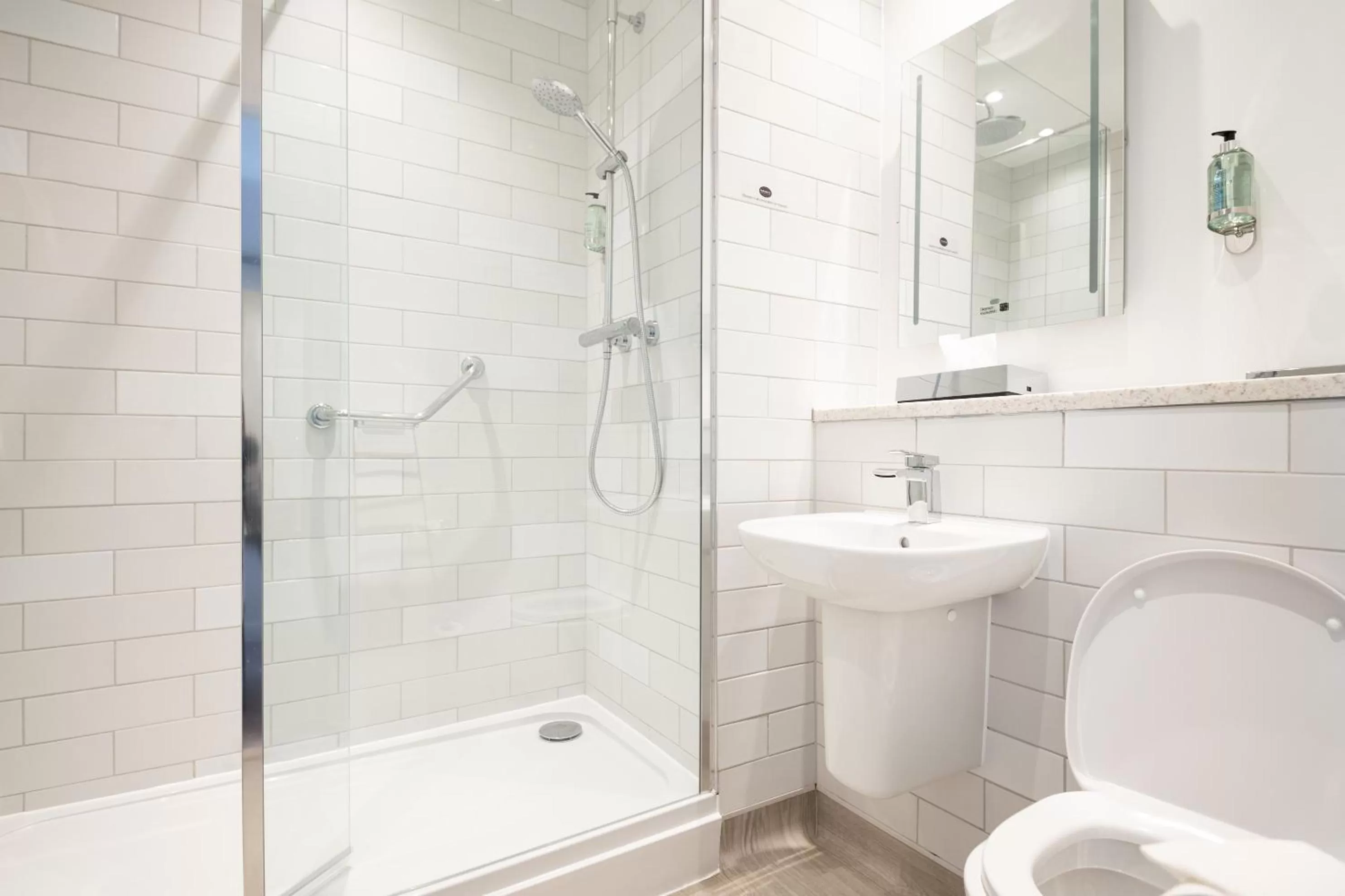 Bathroom in Toby Carvery Strathclyde, M74 J6 by Innkeeper's Collection