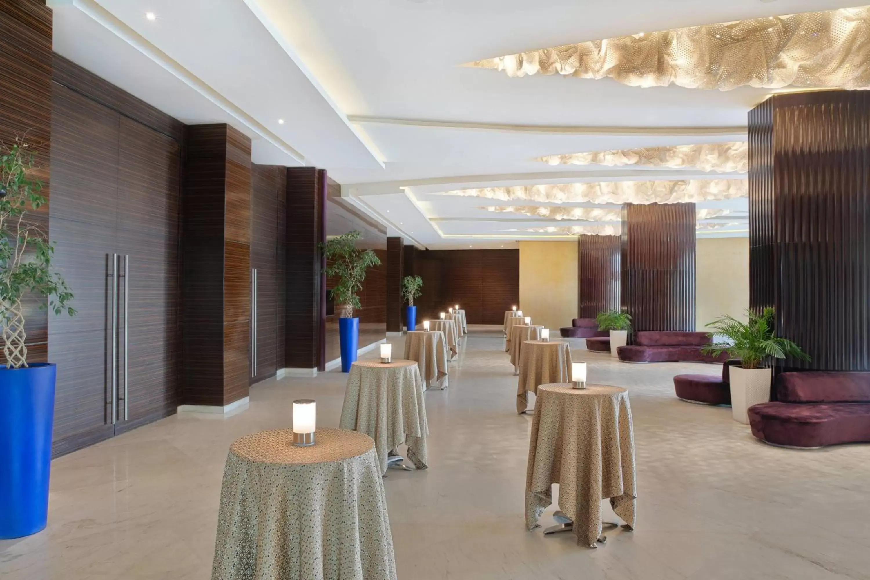 Meeting/conference room, Restaurant/Places to Eat in JW Marriott Hotel Riyadh