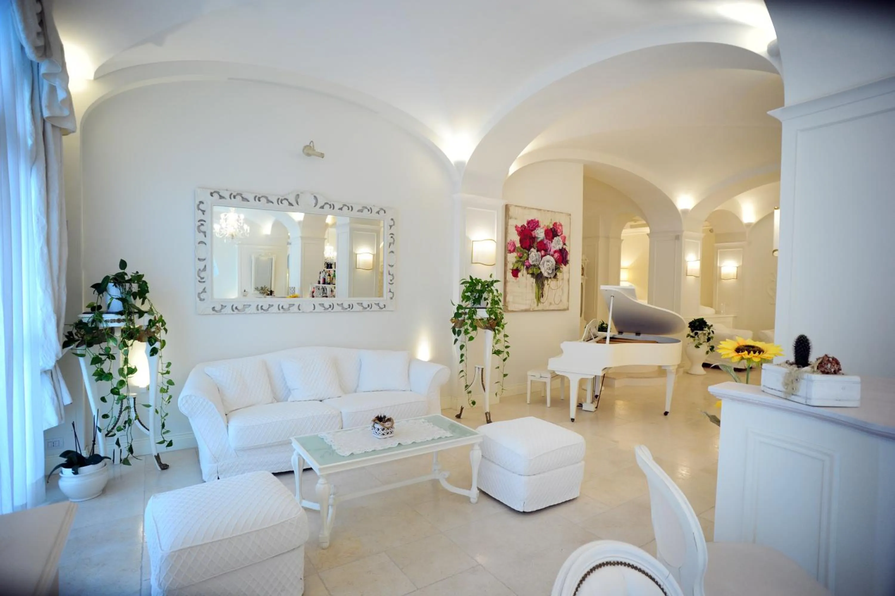 Lobby or reception in Minori Palace
