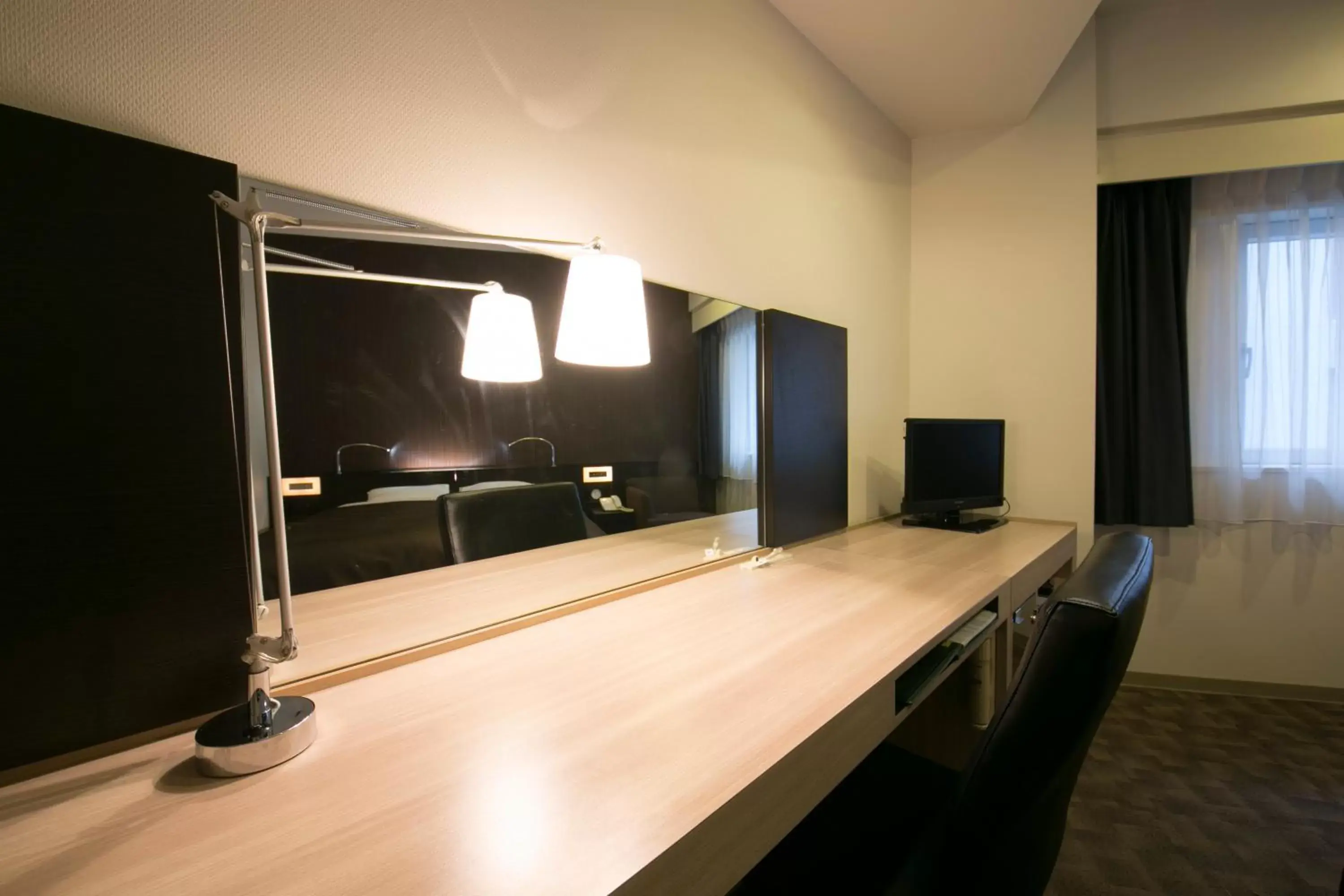 Bedroom in Shin Osaka Washington Hotel Plaza Bedroom in Shin Osaka Washington Hotel Plaza