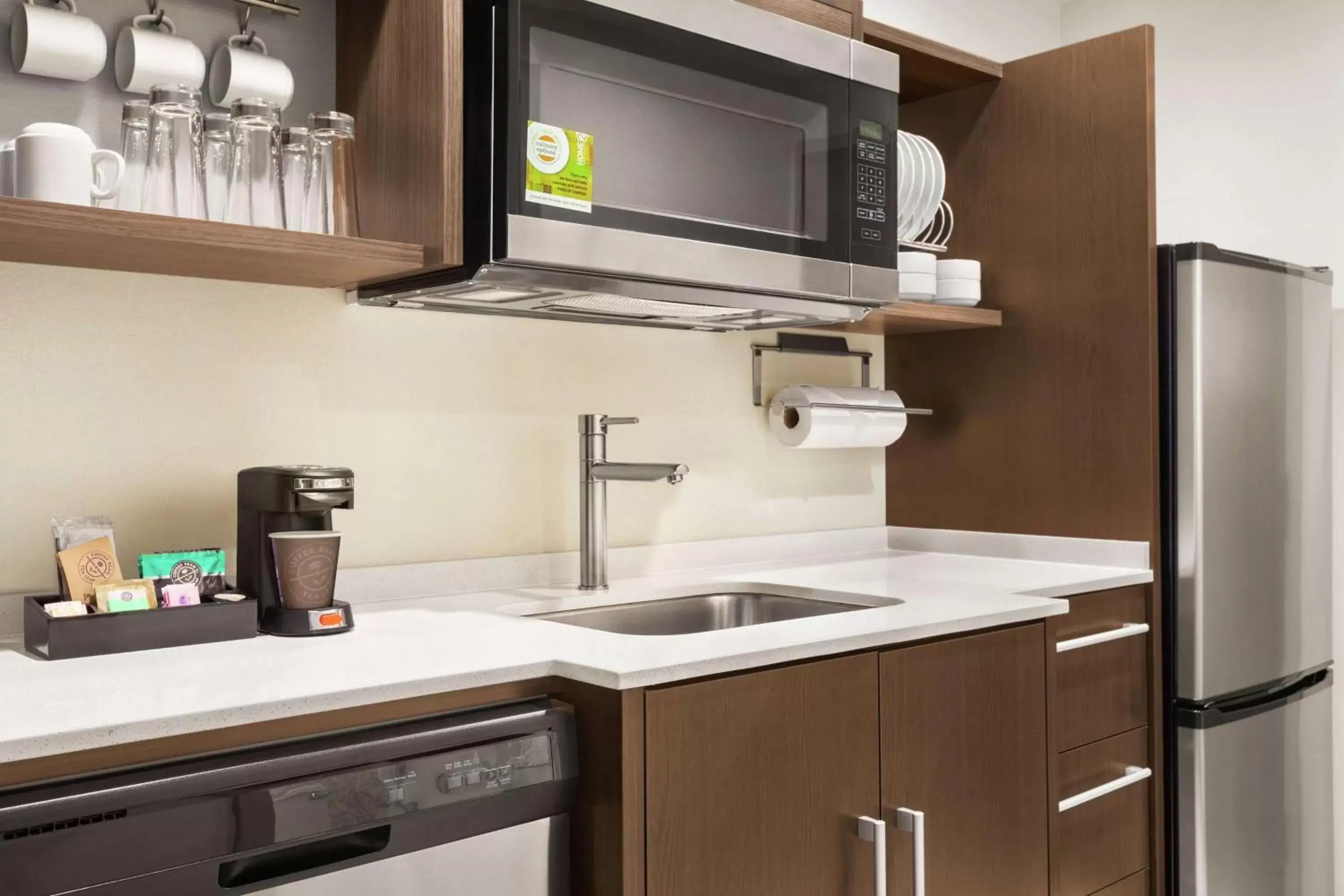 Kitchen or kitchenette, Kitchen/Kitchenette in Home2 Suites By Hilton Colorado Springs South, Co