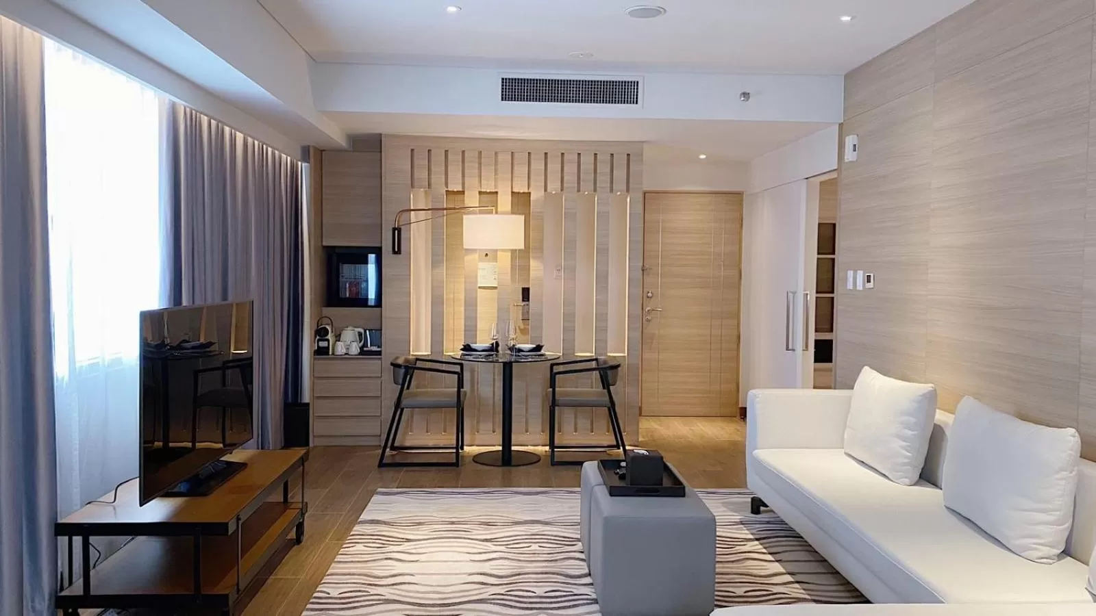 TV and multimedia in Brittany Hotel BGC