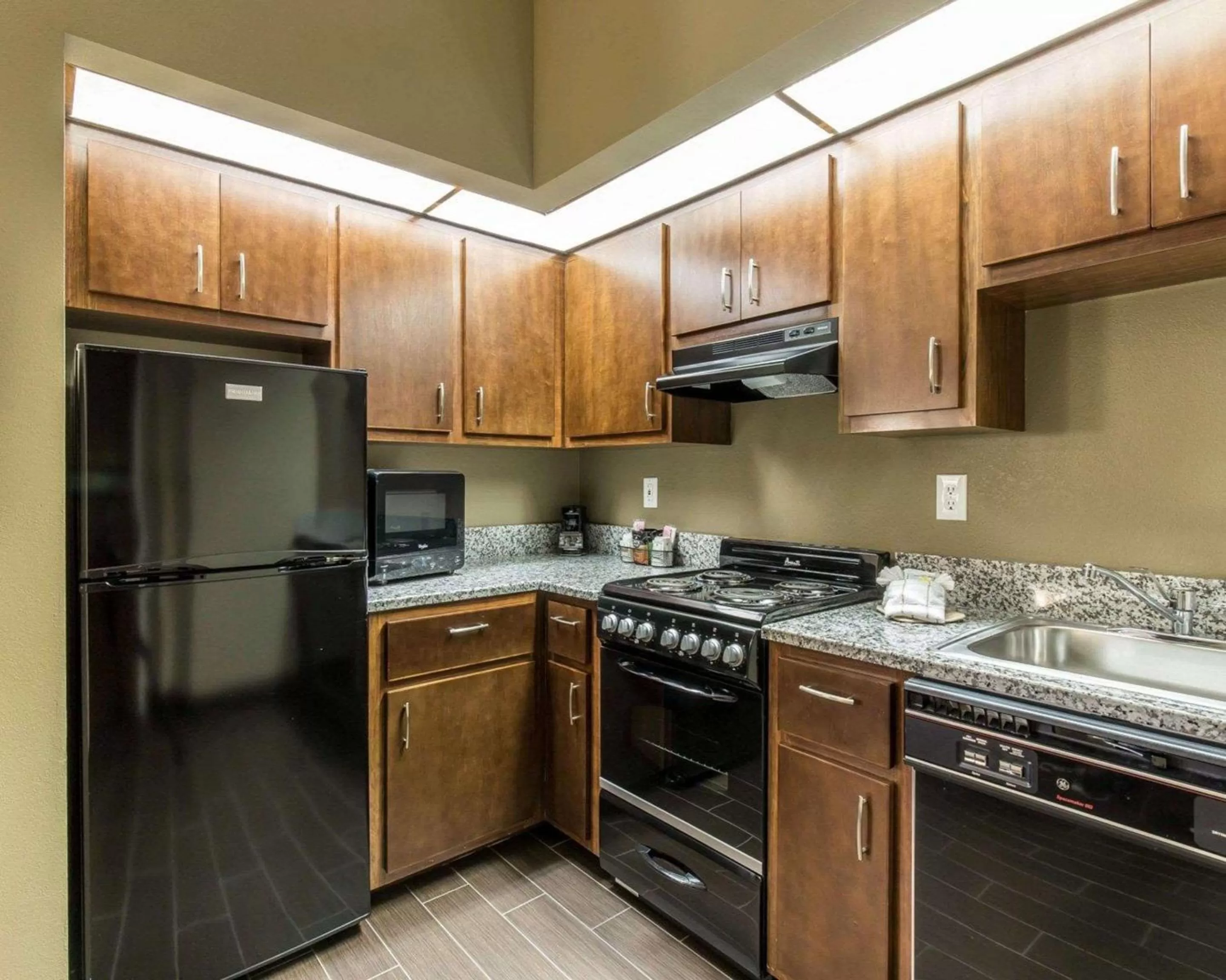 Photo of the whole room in Tollgate Inn