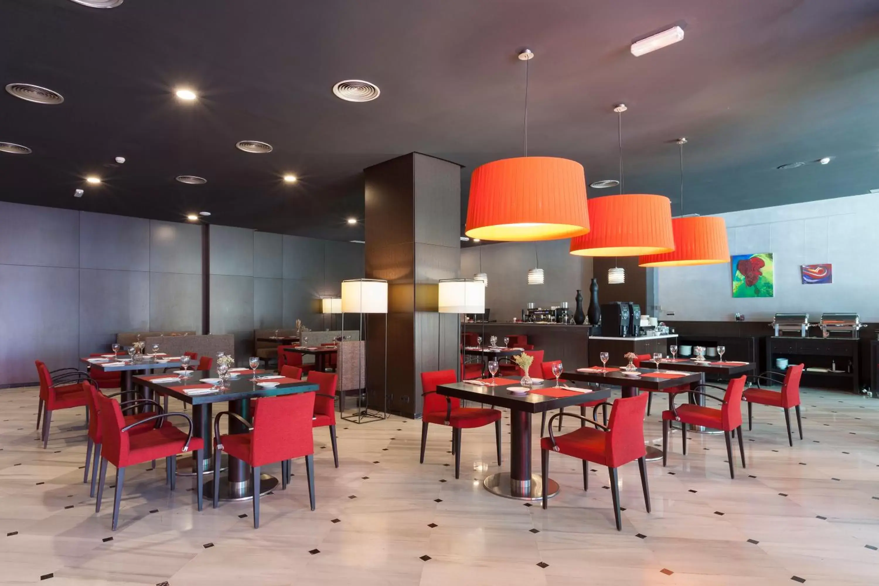 Restaurant/places to eat in URH Ciutat de Mataró Restaurant/places to eat in URH Ciutat de Mataró