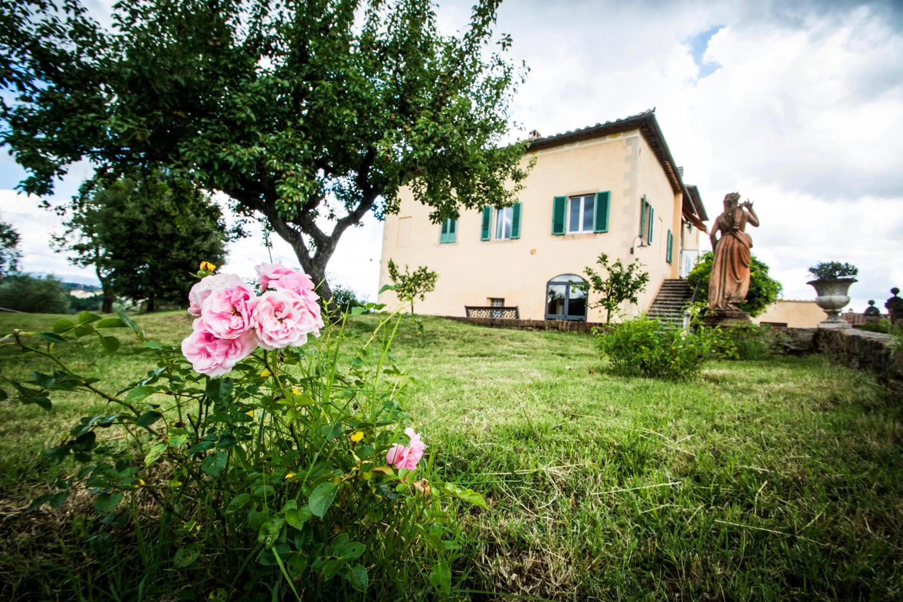 Facade/entrance in Hotel Palazzo di Valli