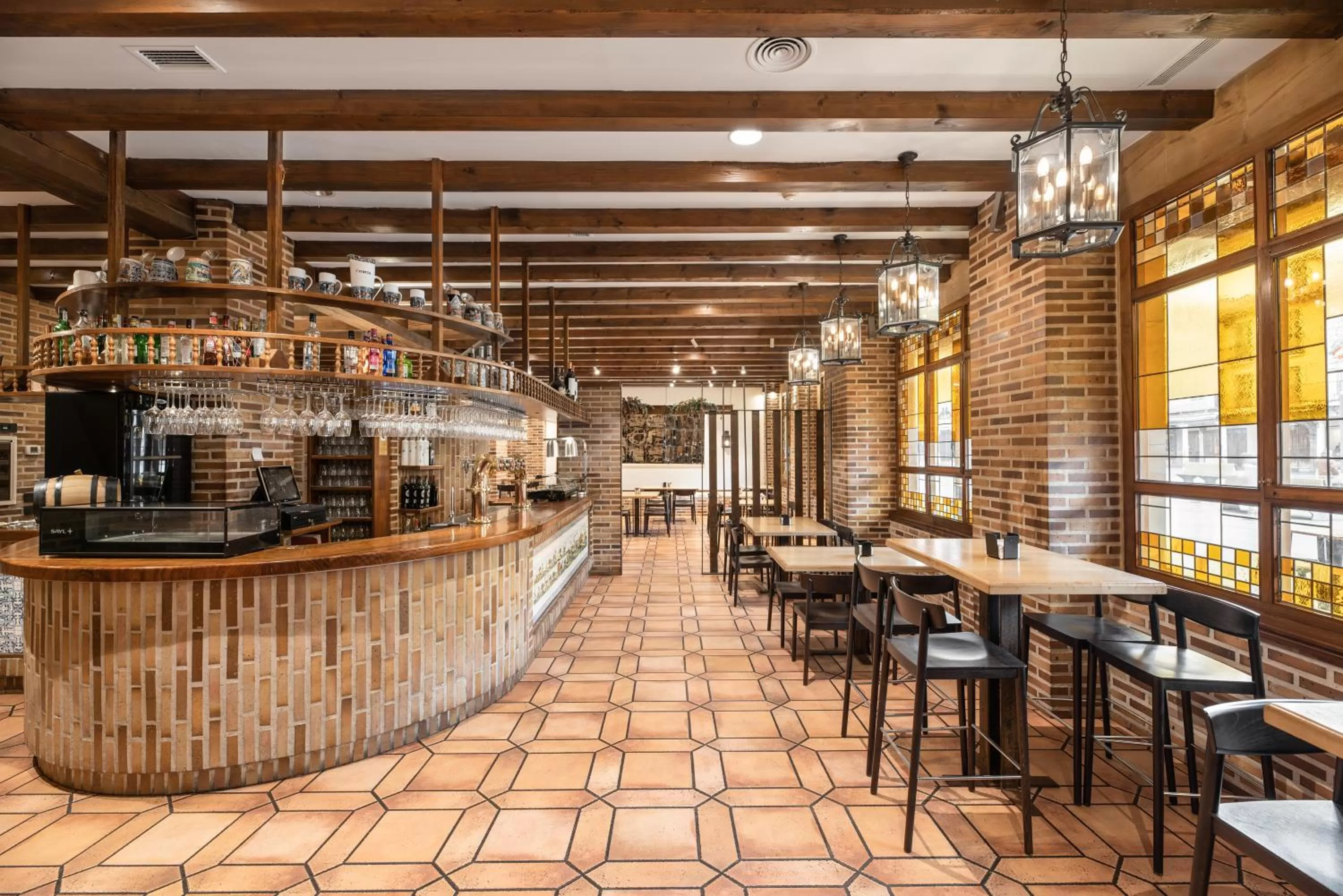 Lounge or bar in Exe Astur Plaza