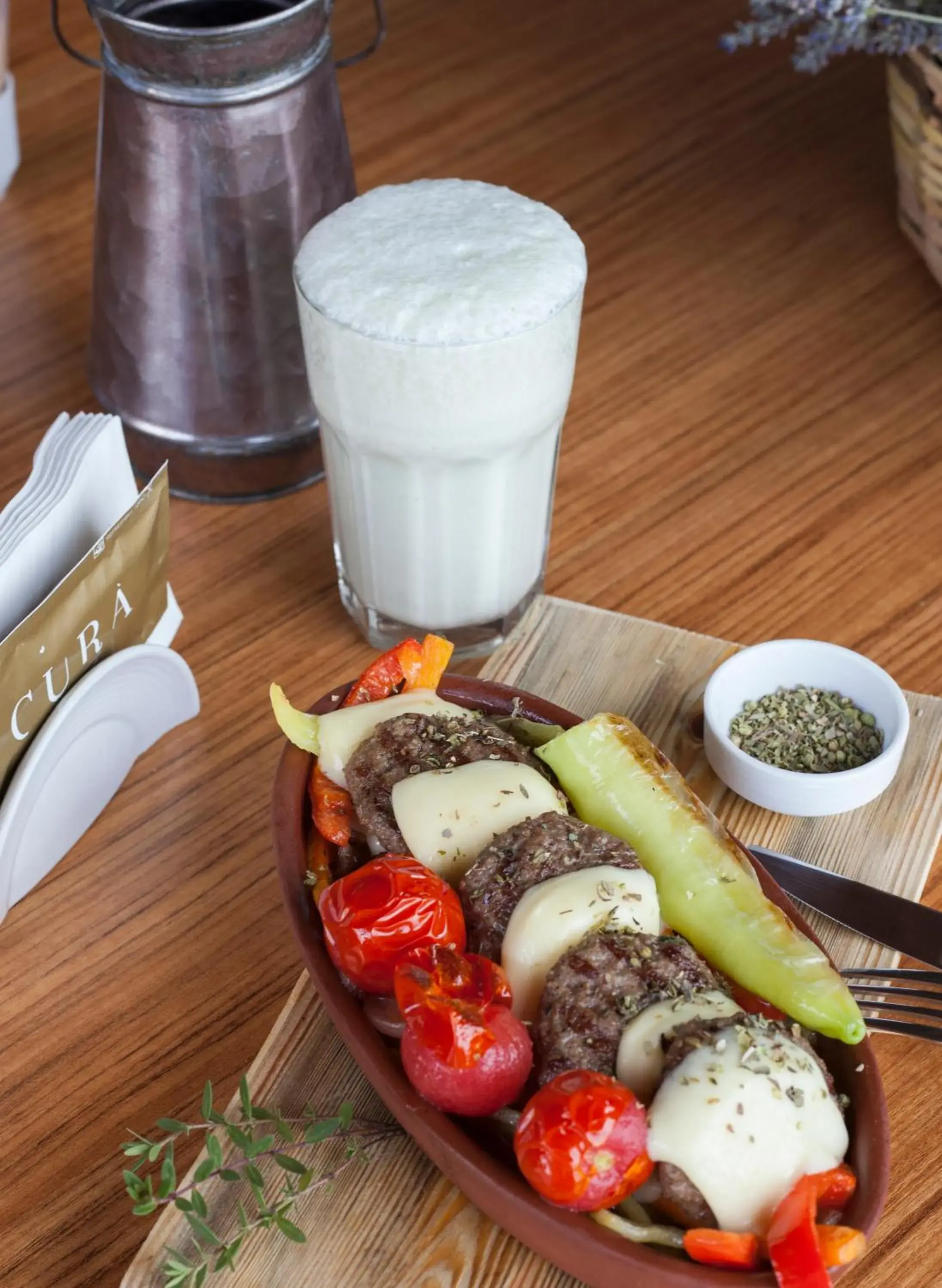 Food and drinks in Hotel Cura Food and drinks in Hotel Cura