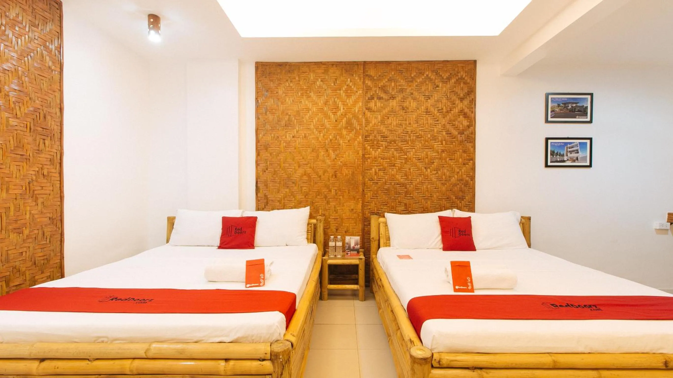 Bed in RedDoorz at DBuilders Rooms Ph1 Taguig