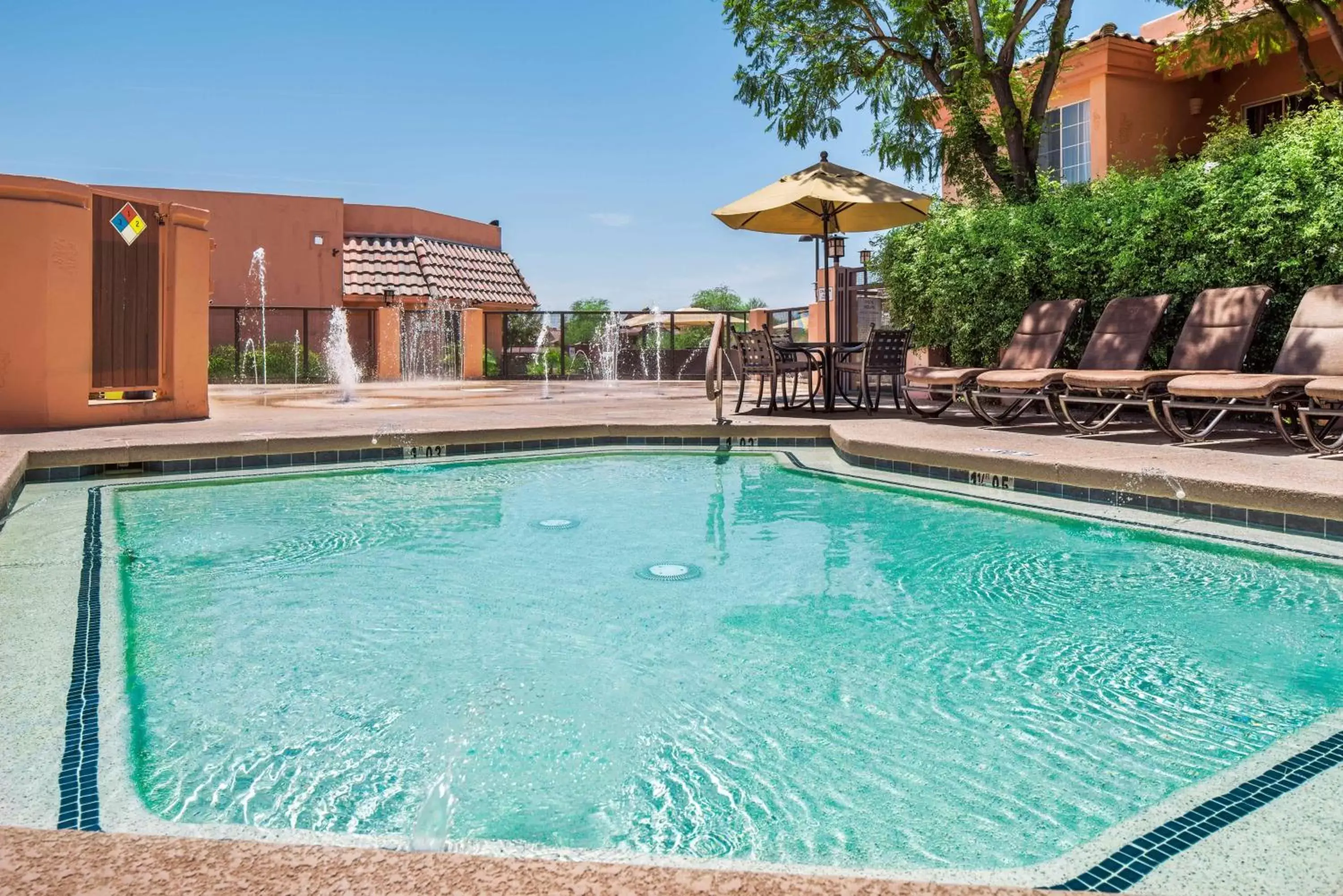 Swimming Pool in Hilton Vacation Club Scottsdale Villa Mirage