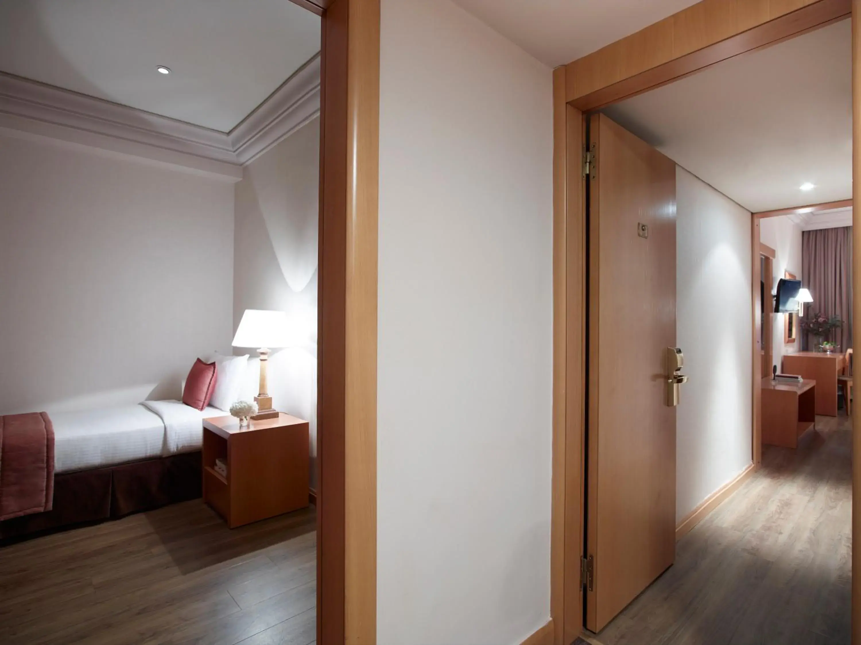 Bedroom, Bathroom in Athens Zafolia Hotel