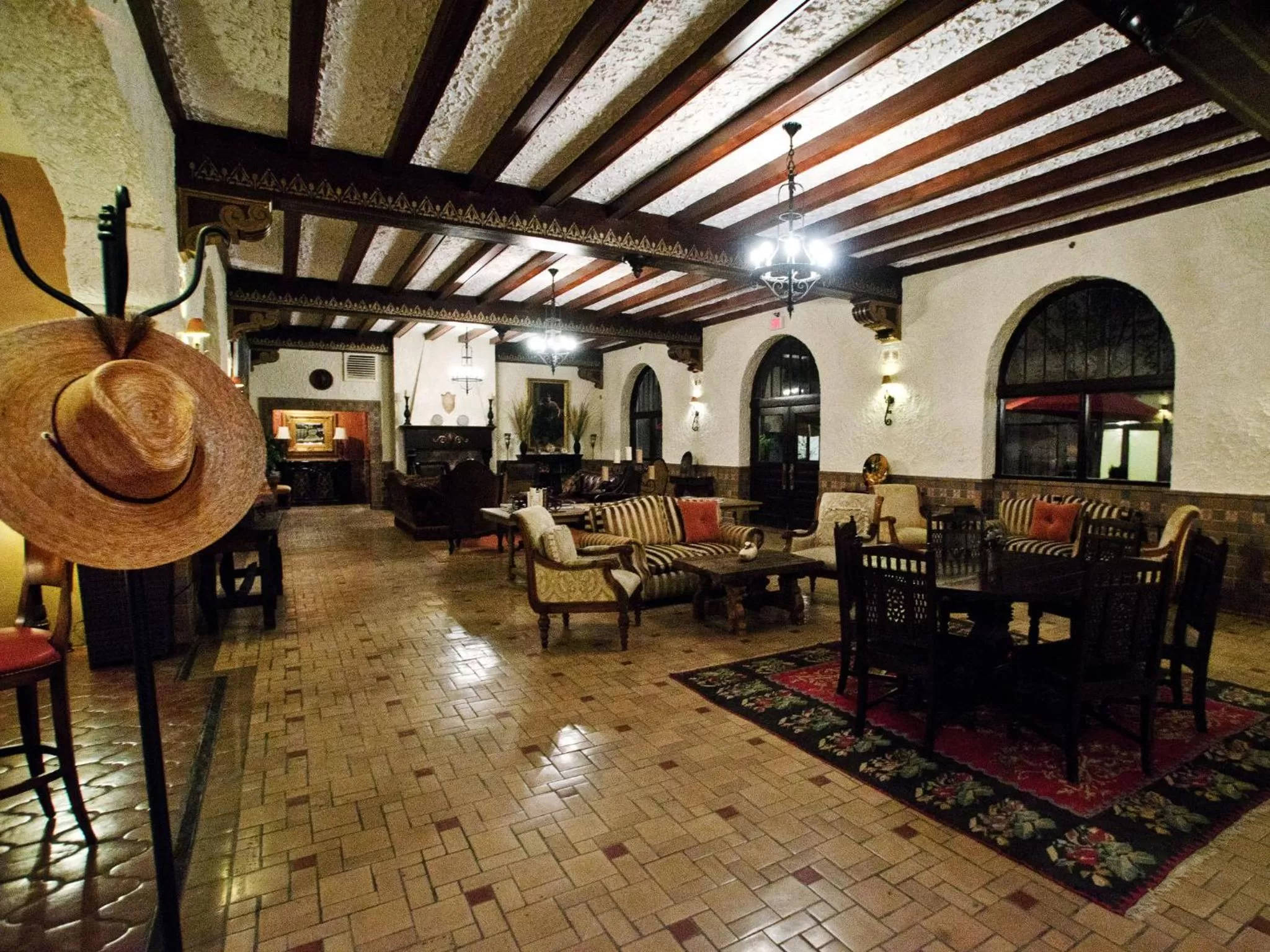 Communal lounge/ TV room in The Holland Hotel