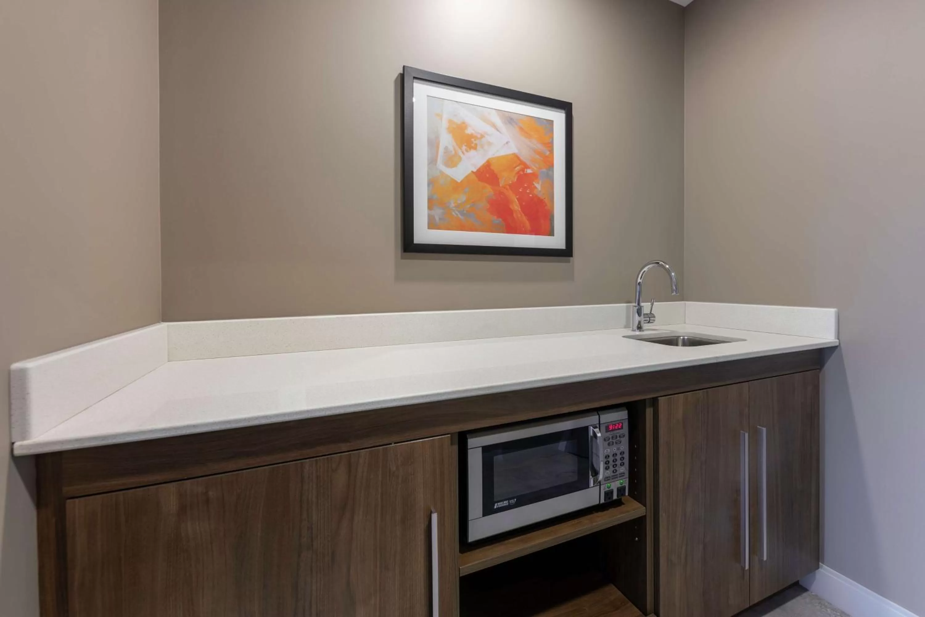 Photo of the whole room in Hampton Inn & Suites Charlottetown