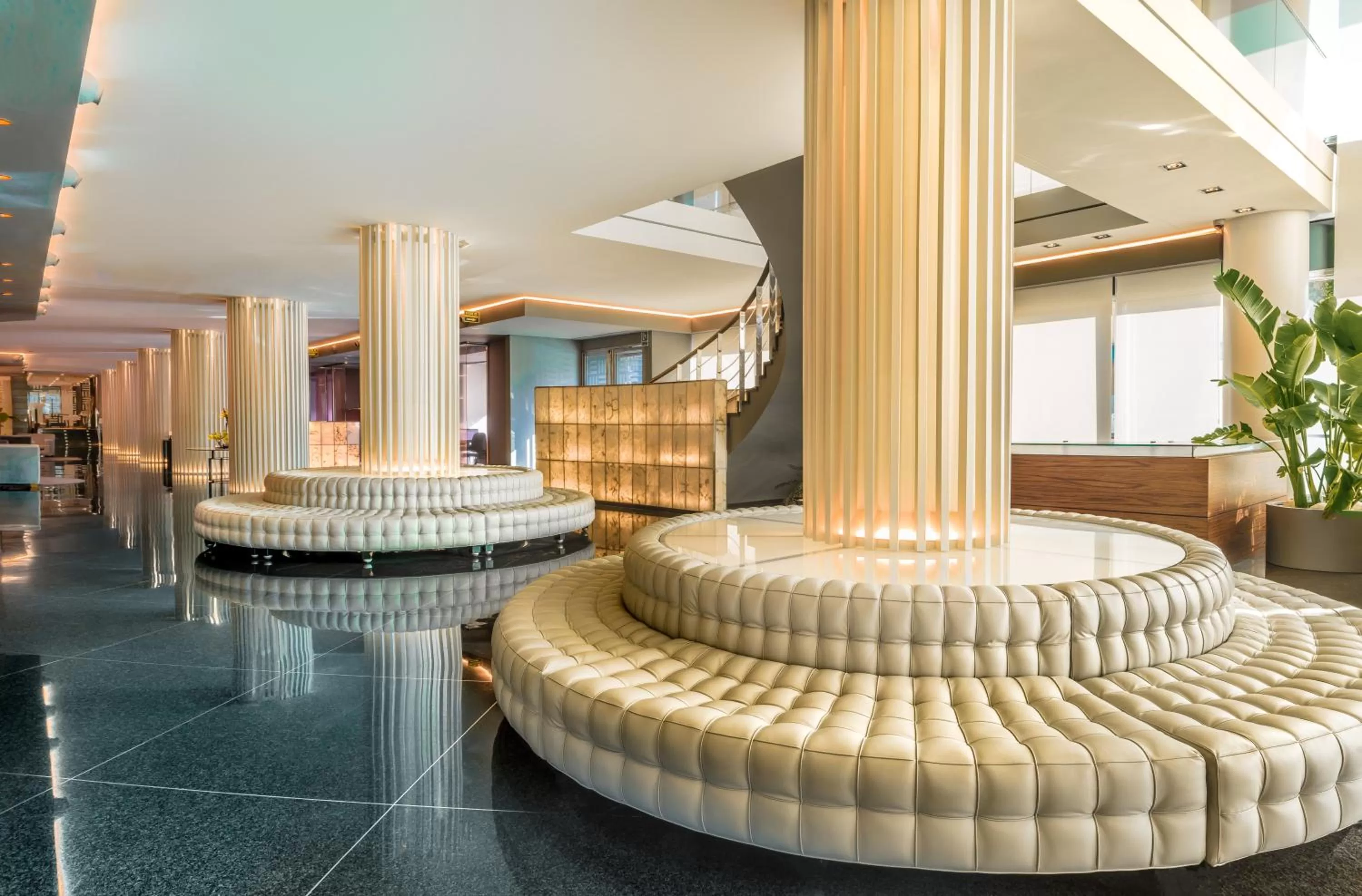 Communal lounge/ TV room in SH Valencia Palace