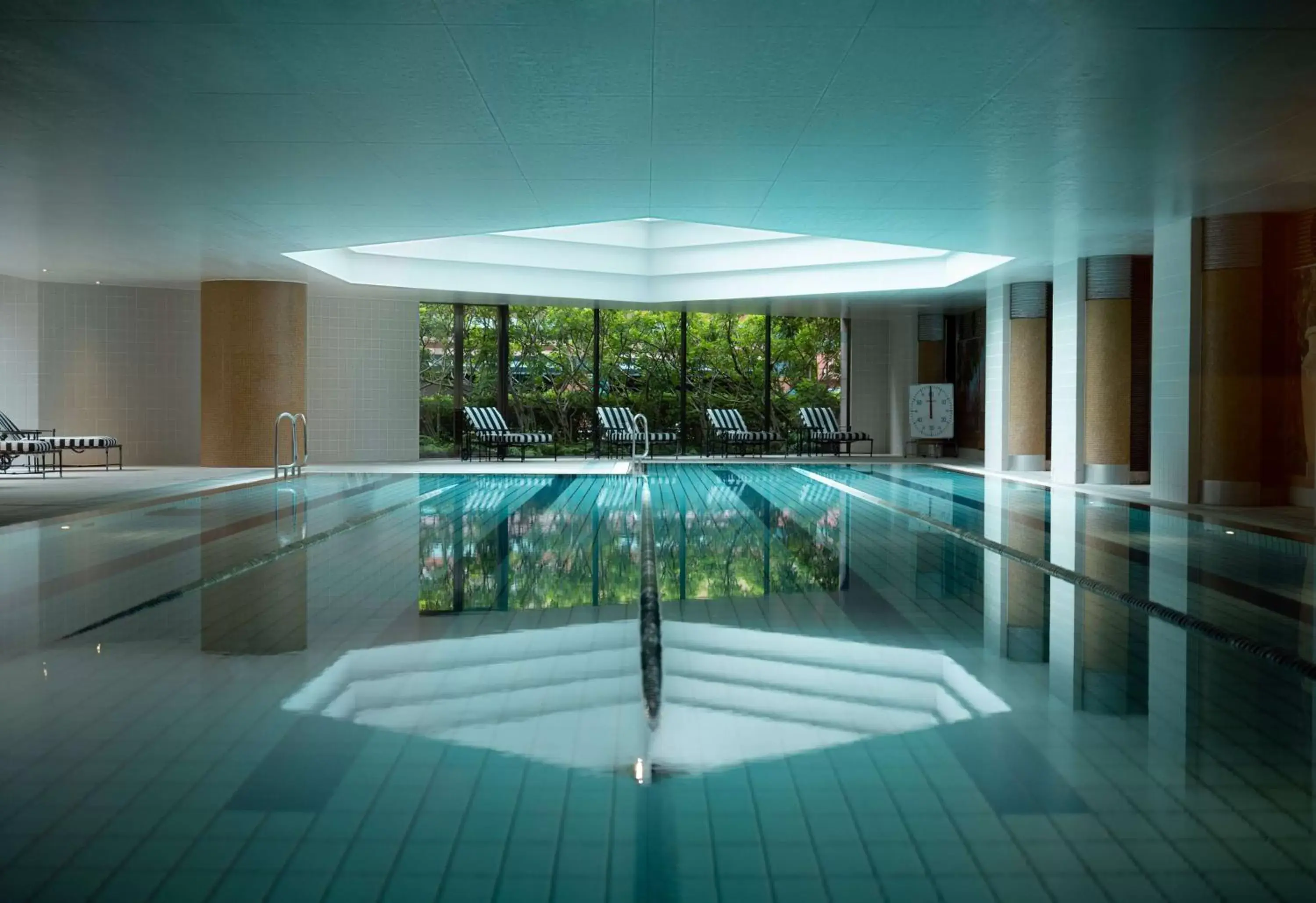 Spa and wellness centre/facilities, Swimming Pool in Grand Hyatt Fukuoka