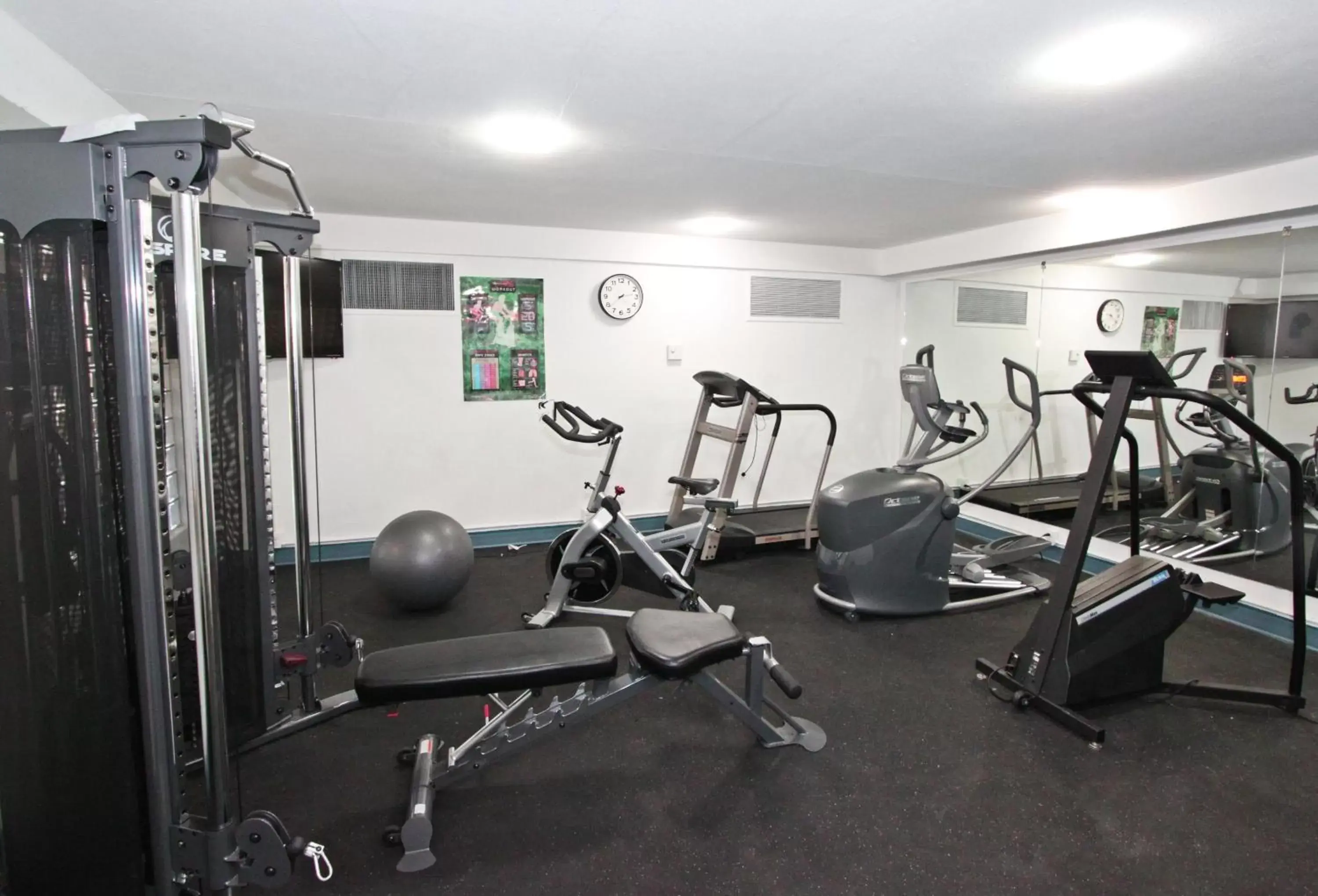 Fitness centre/facilities, Fitness Center/Facilities in Accent Inns Kamloops